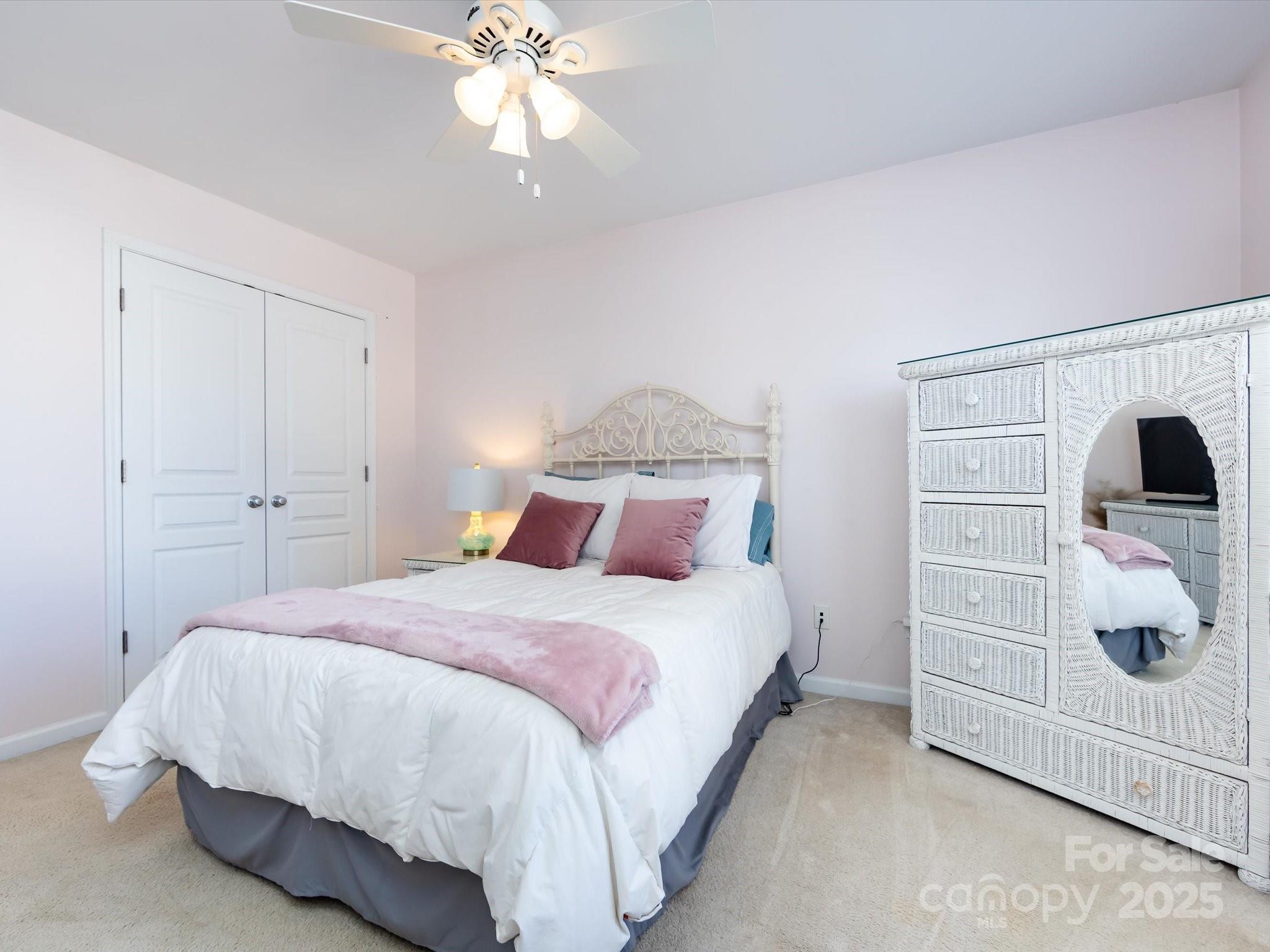 Ridge Pointe - Residential