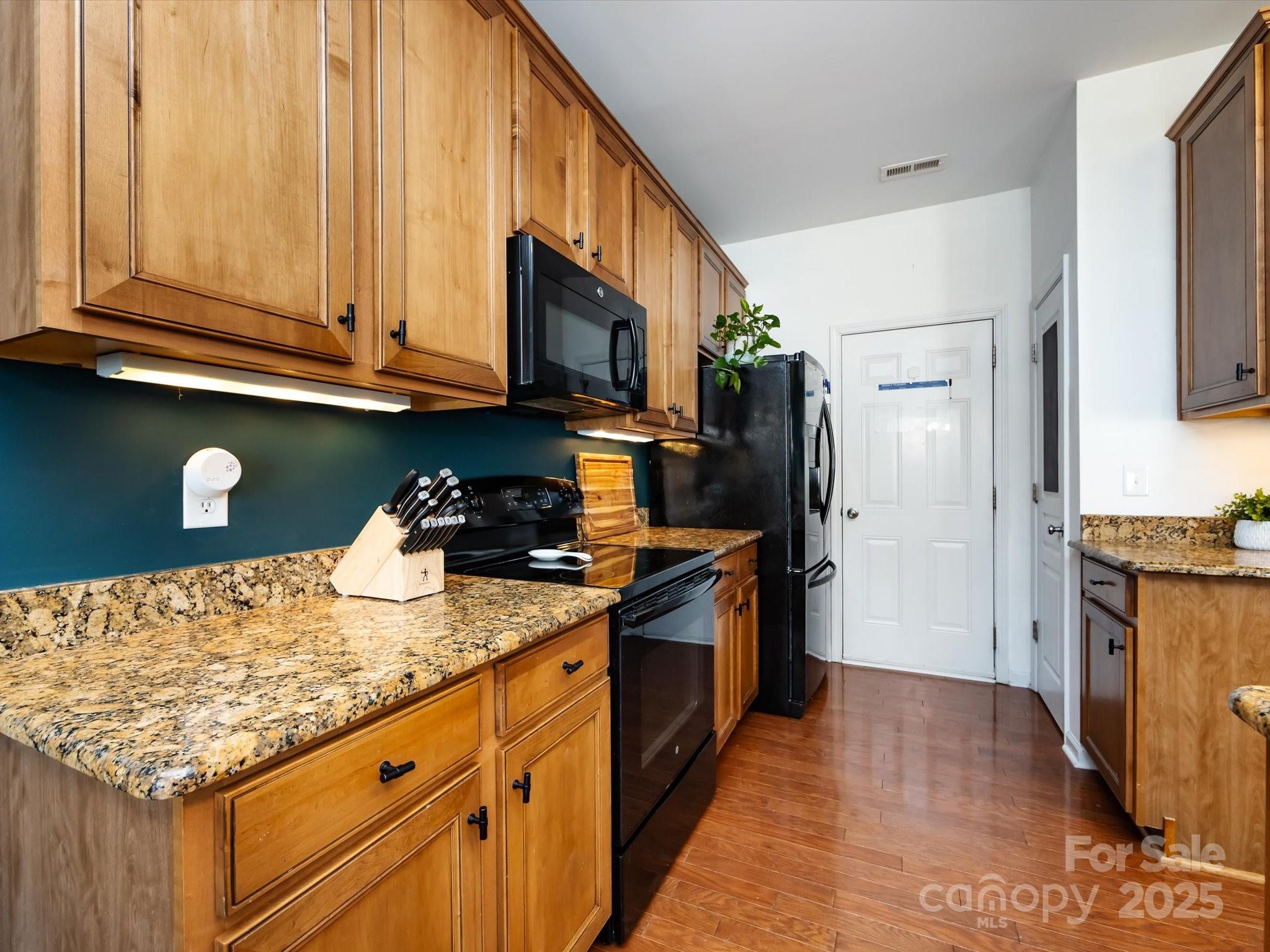 Ridge Pointe - Residential