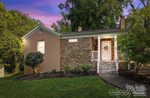 4010 Hiddenbrook Drive Charlotte NC 28205
