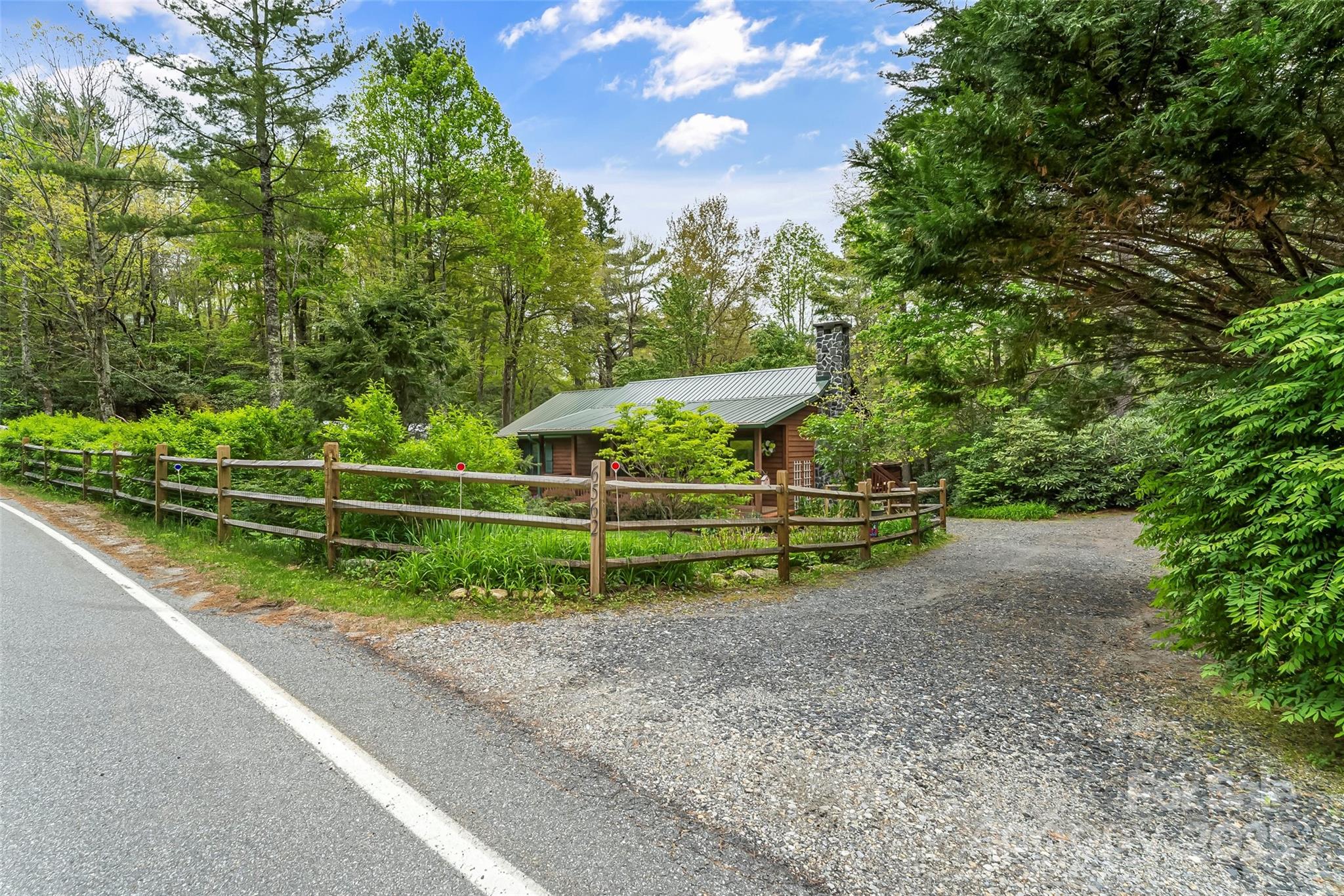 6562 Gingercake Road