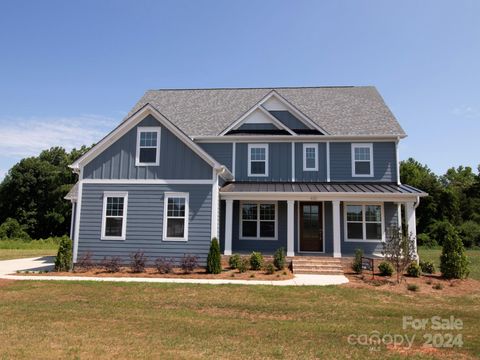 Single Family Residence in Clover SC 430 Edmunds Lane.jpg