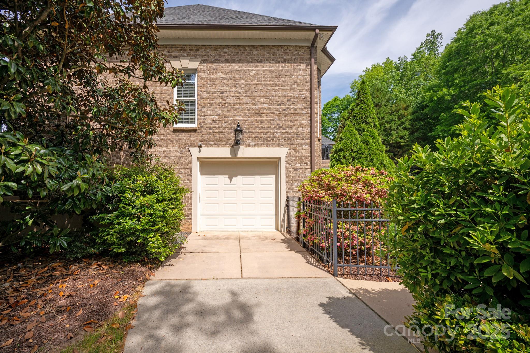 Firethorne - Residential