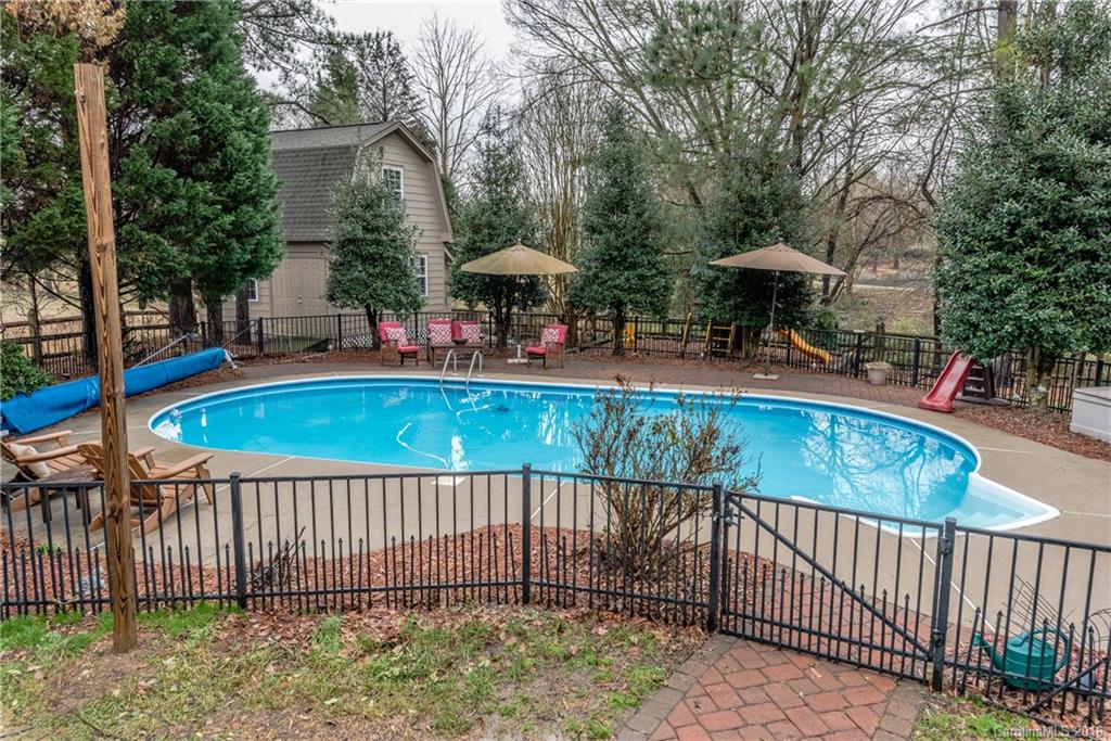 Chesapeake Pointe - Residential