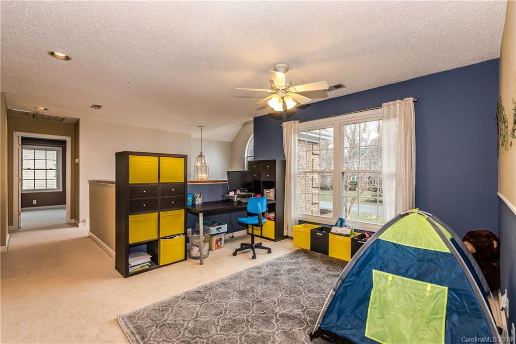 Chesapeake Pointe - Residential