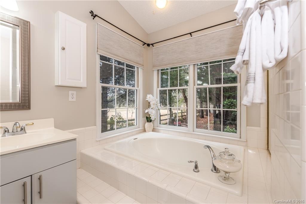 Chesapeake Pointe - Residential