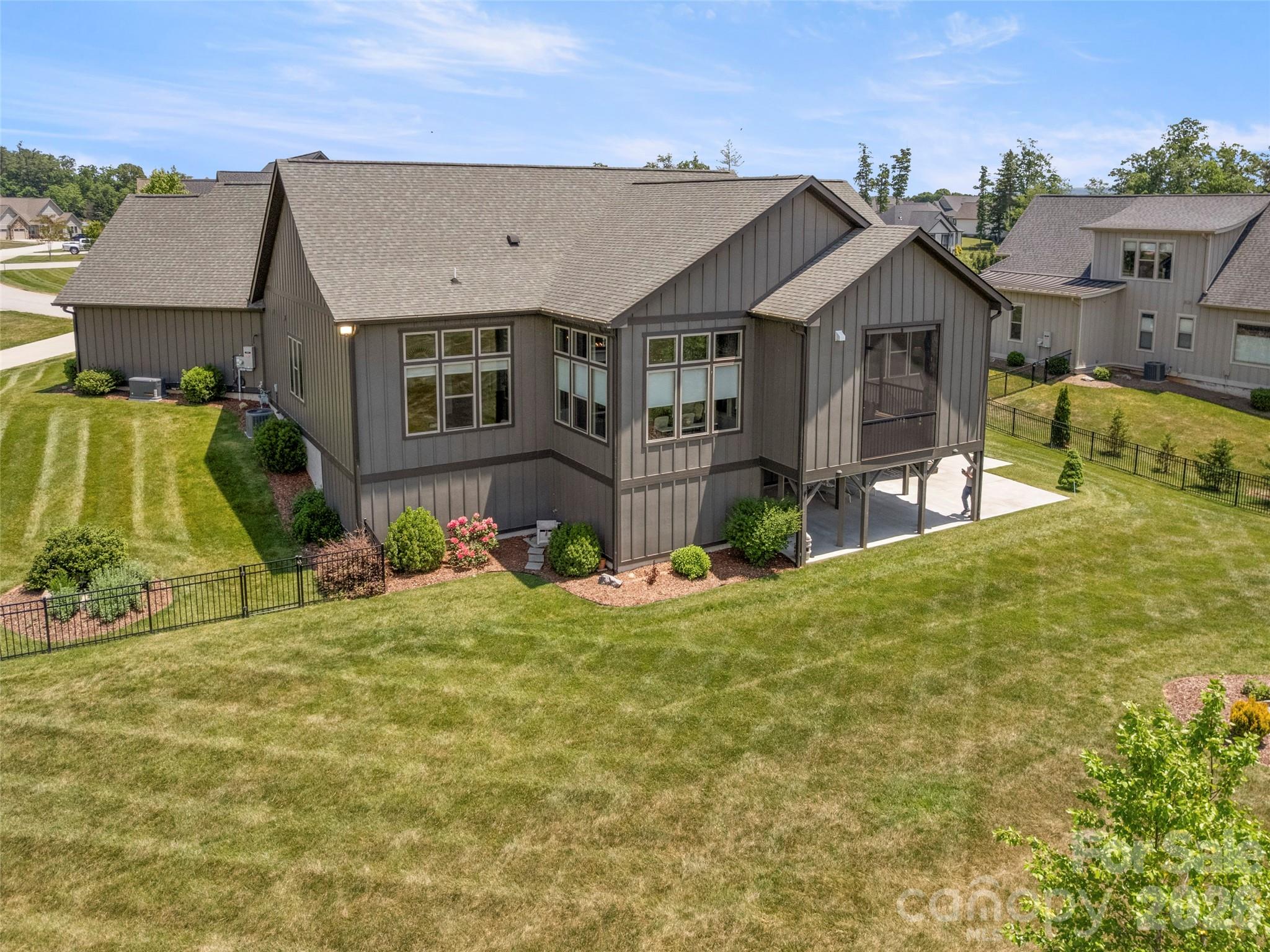 Mills River Crossing - Residential