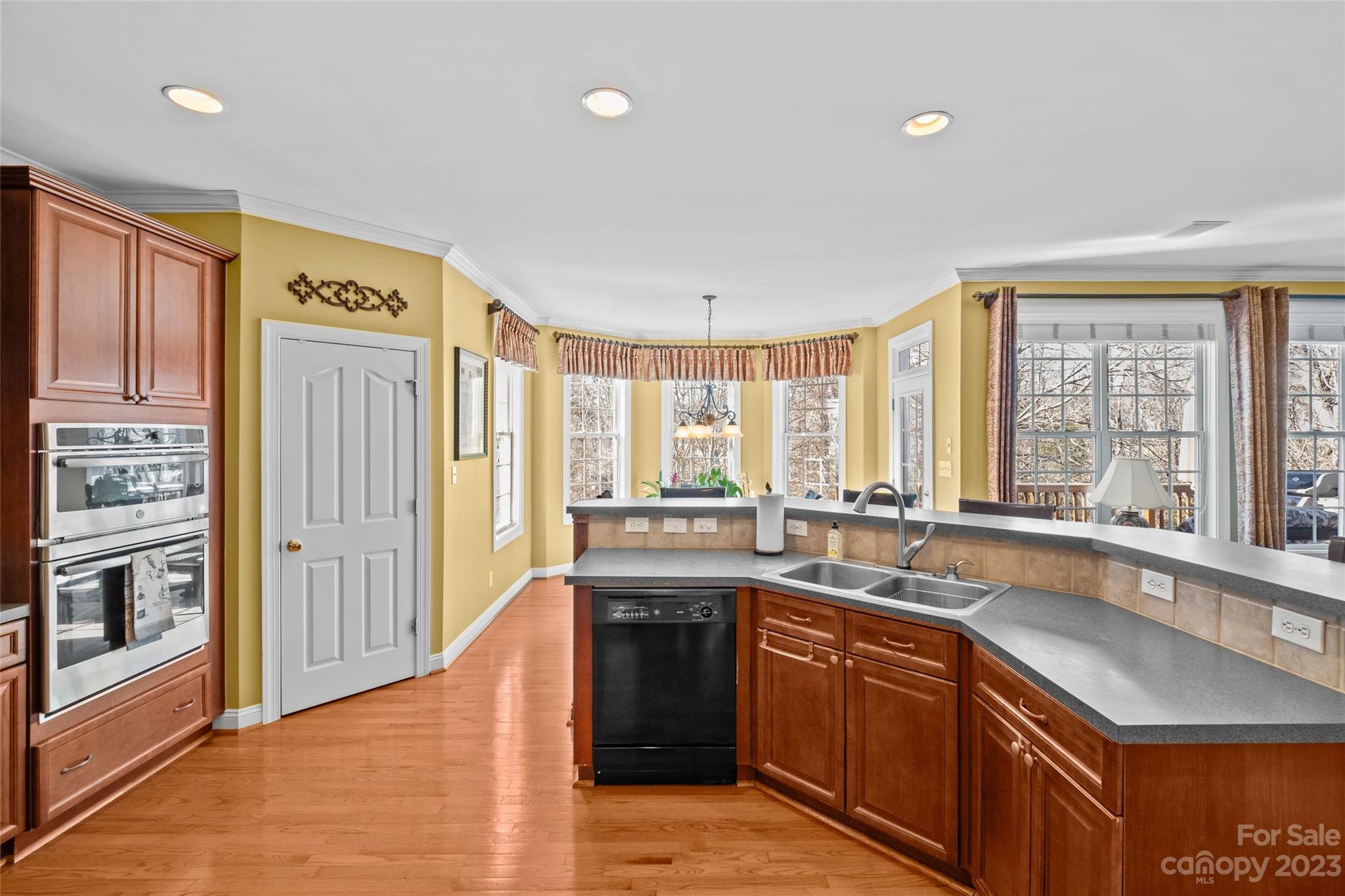 Highland Creek - Residential