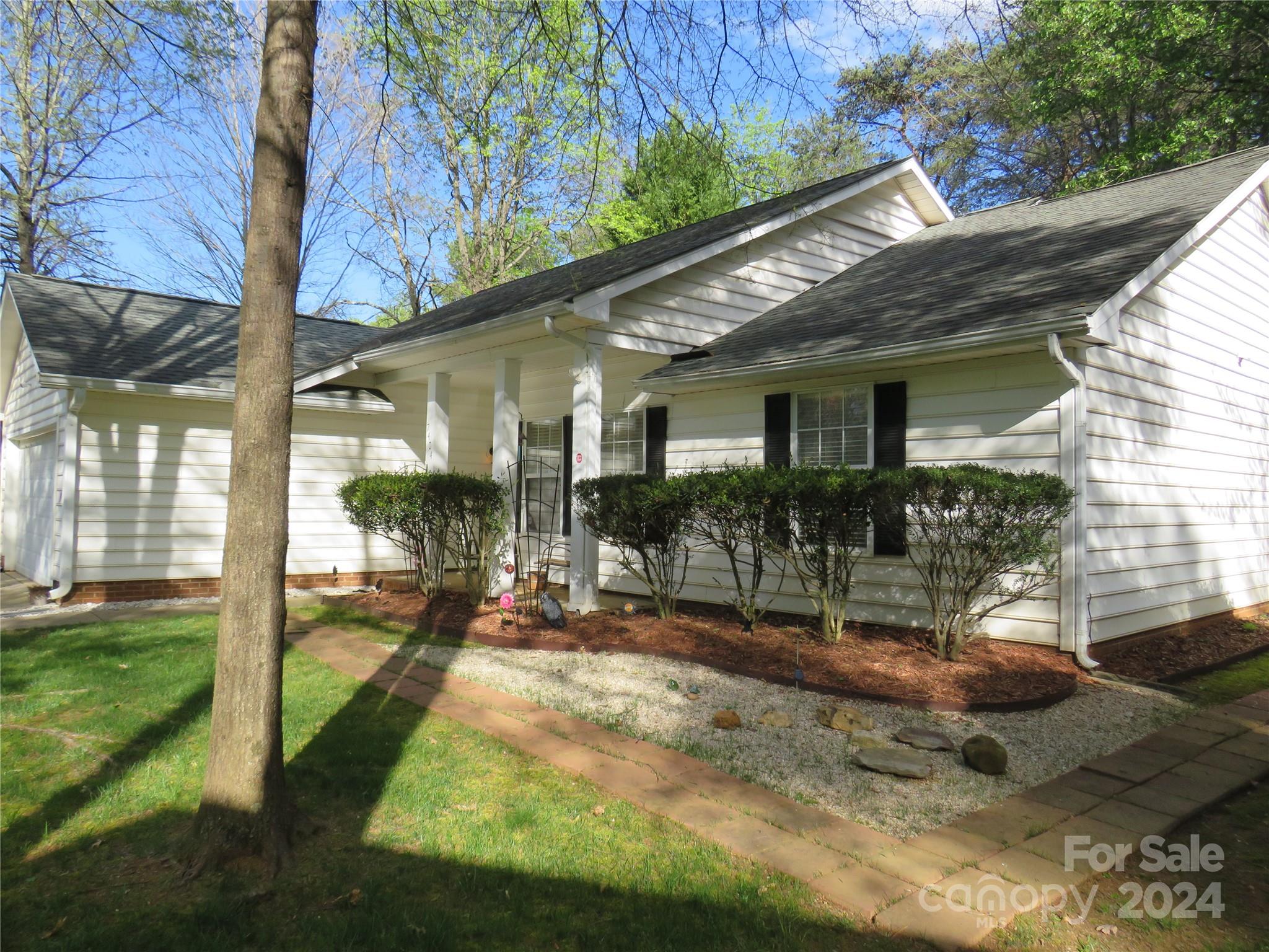 Hubbard Woods - Residential