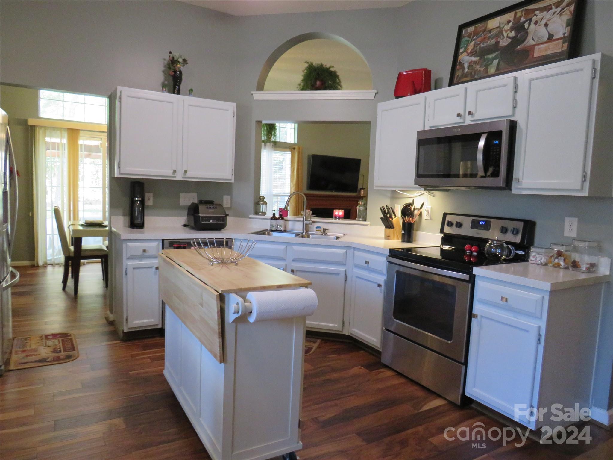 Hubbard Woods - Residential