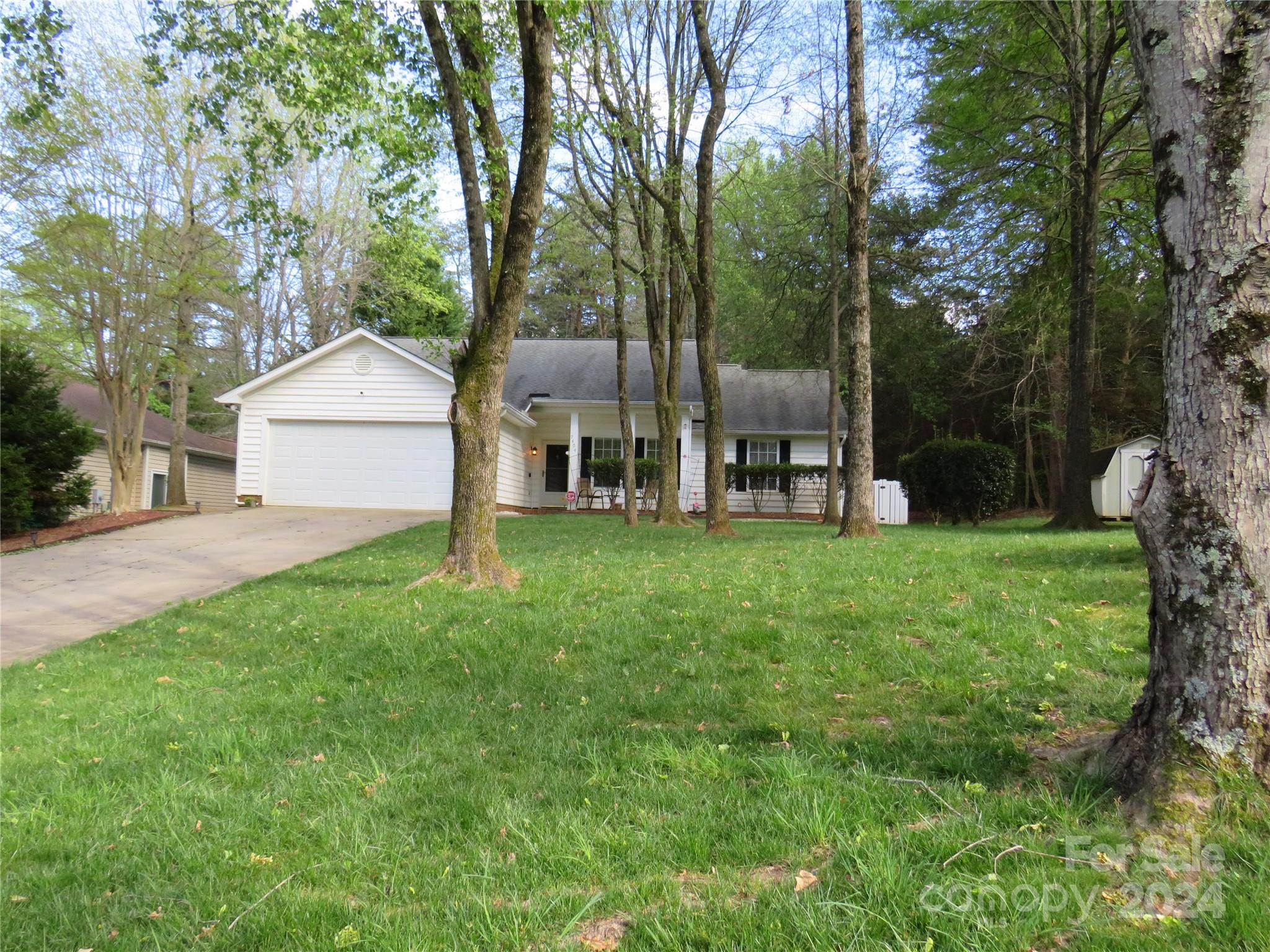 Hubbard Woods - Residential