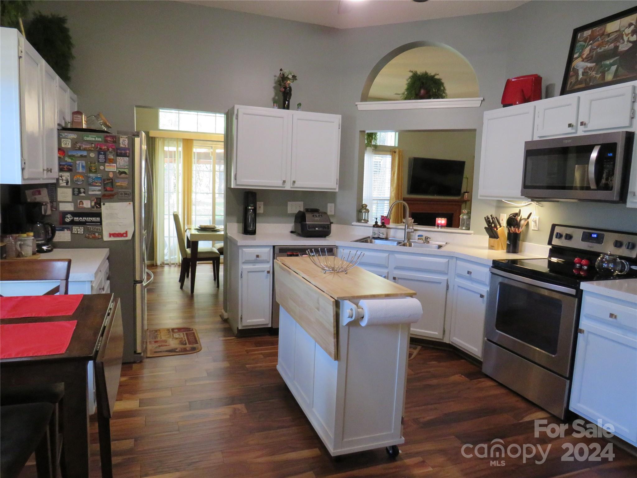 Hubbard Woods - Residential