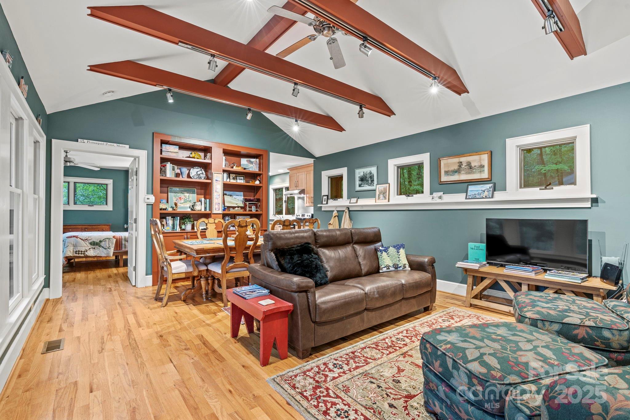 1220 Skyuka Mountain Road