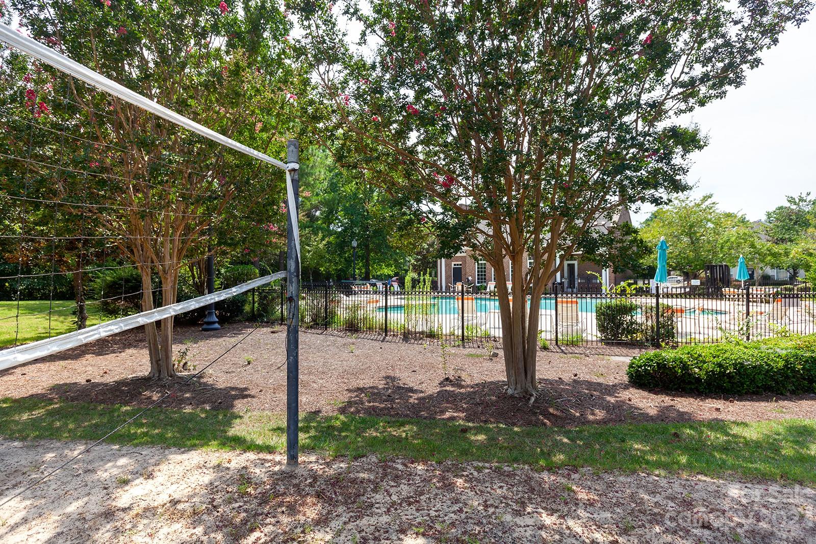 Savannah Townhomes - Residential