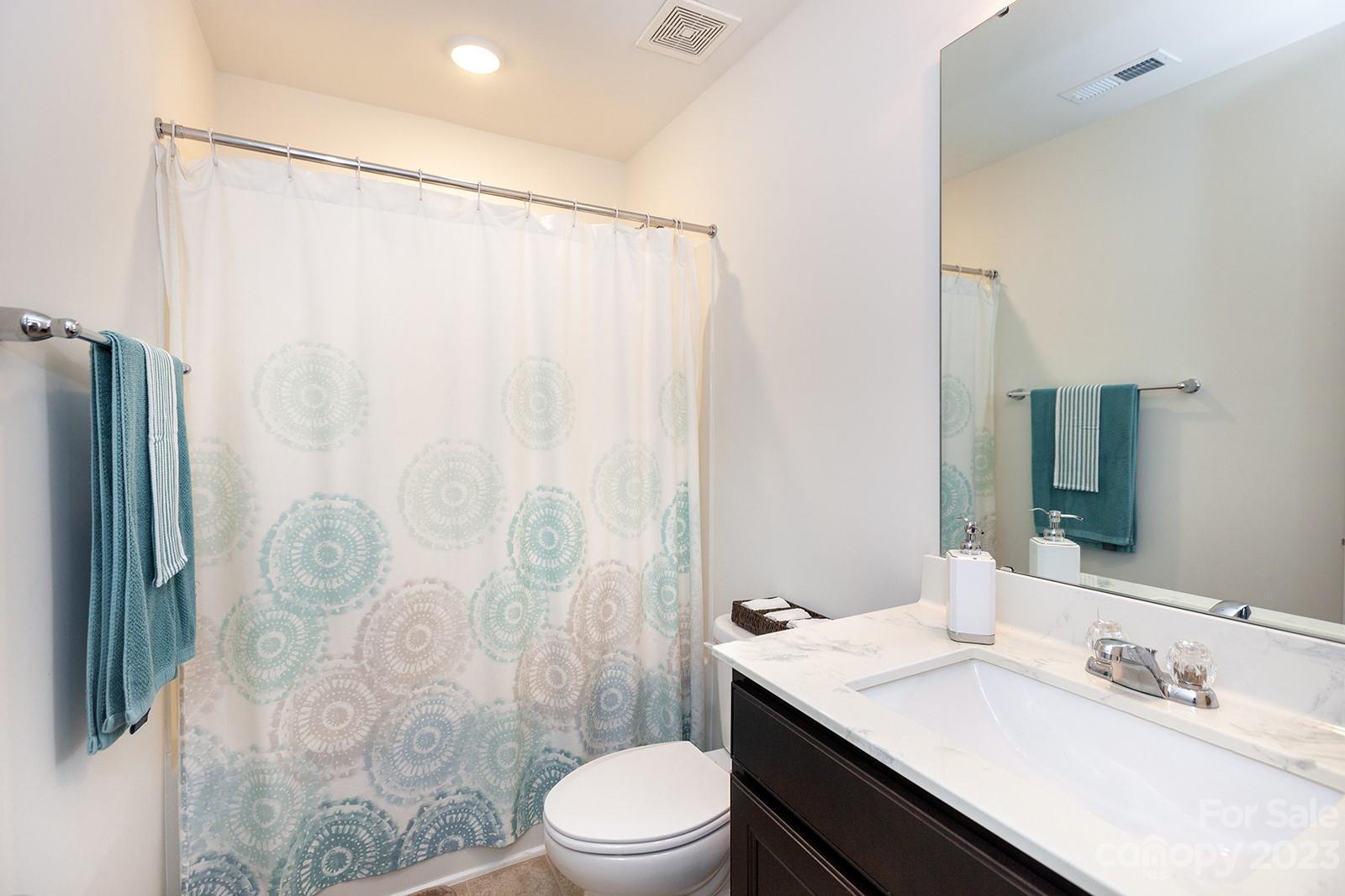 Savannah Townhomes - Residential