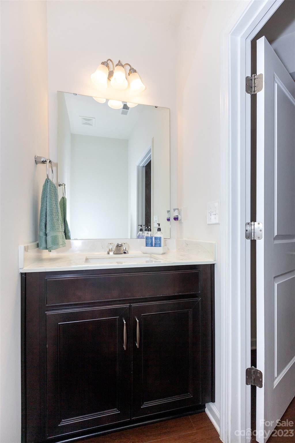 Savannah Townhomes - Residential