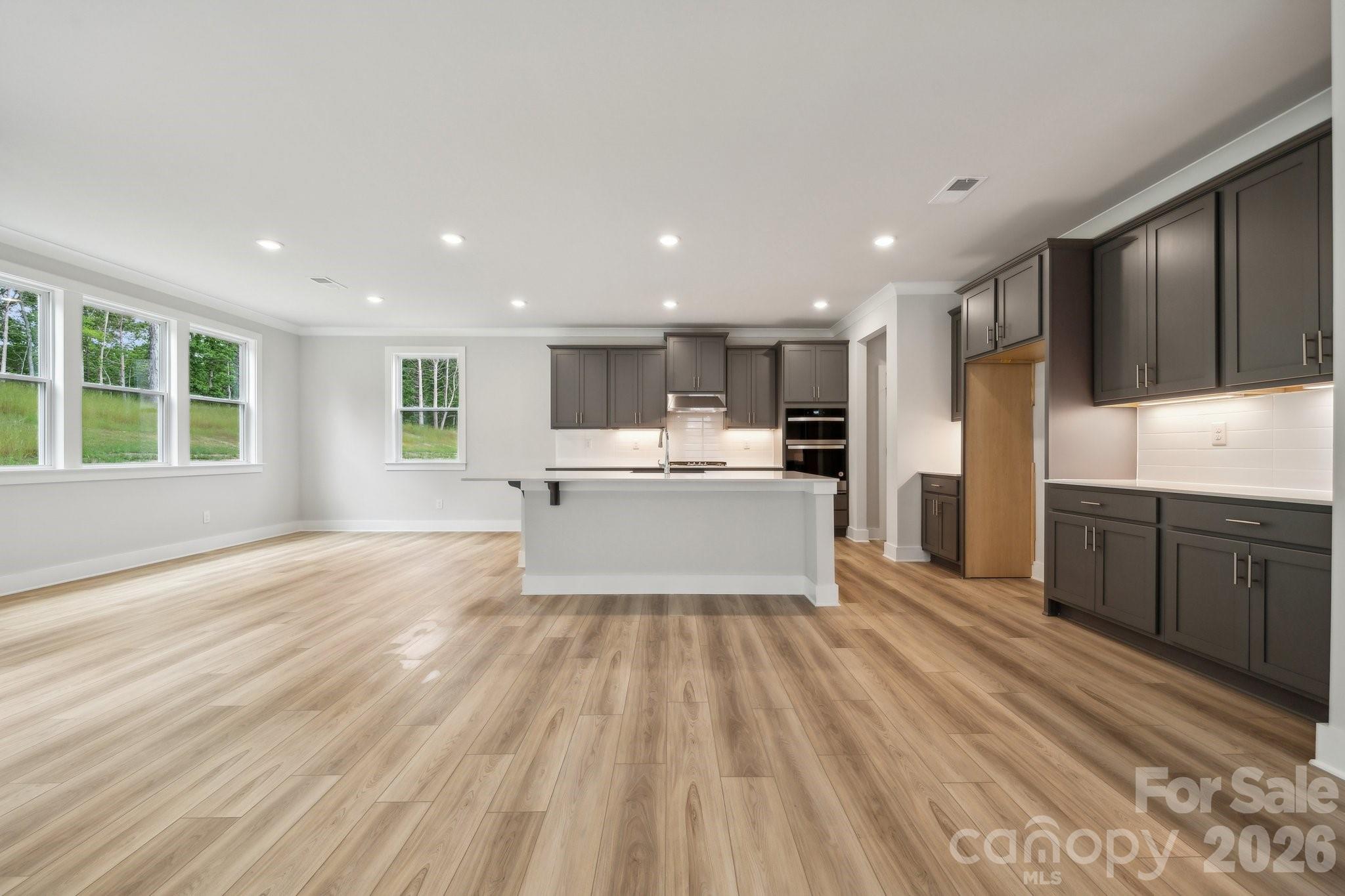 Cannon Manor - Residential