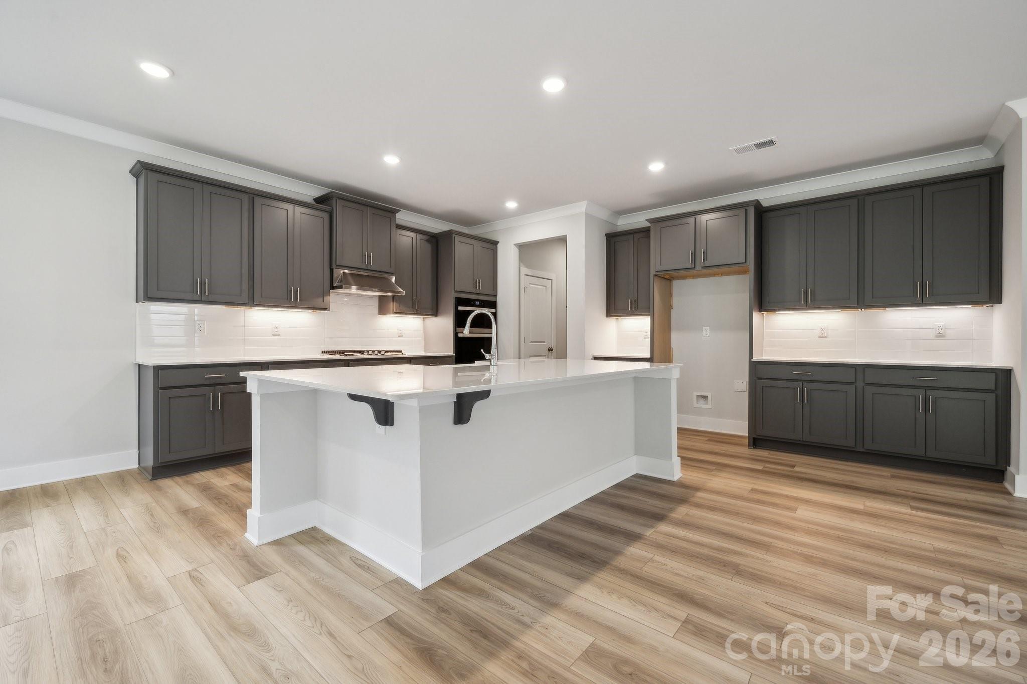 Cannon Manor - Residential