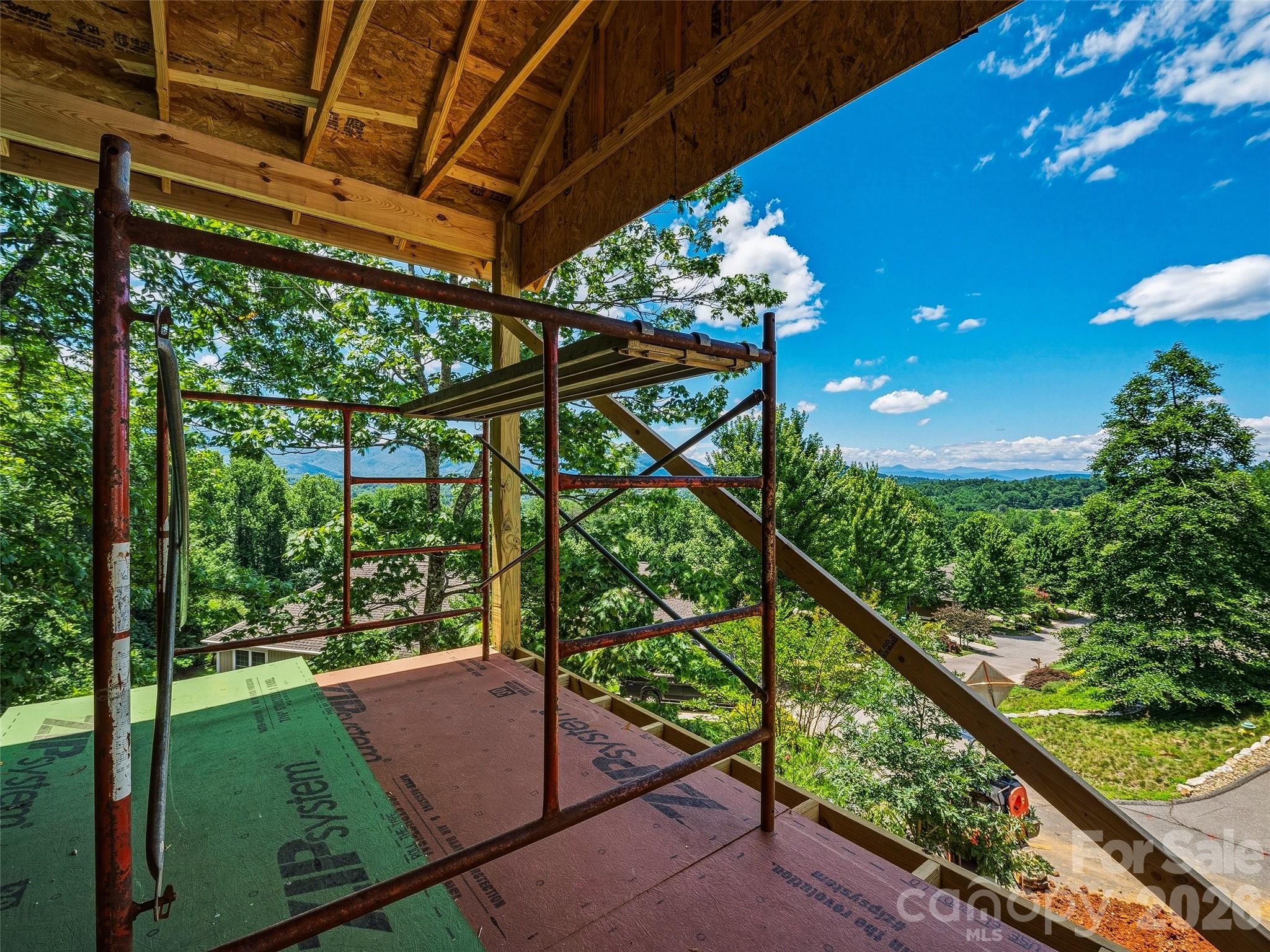 23 Village Overlook Loop