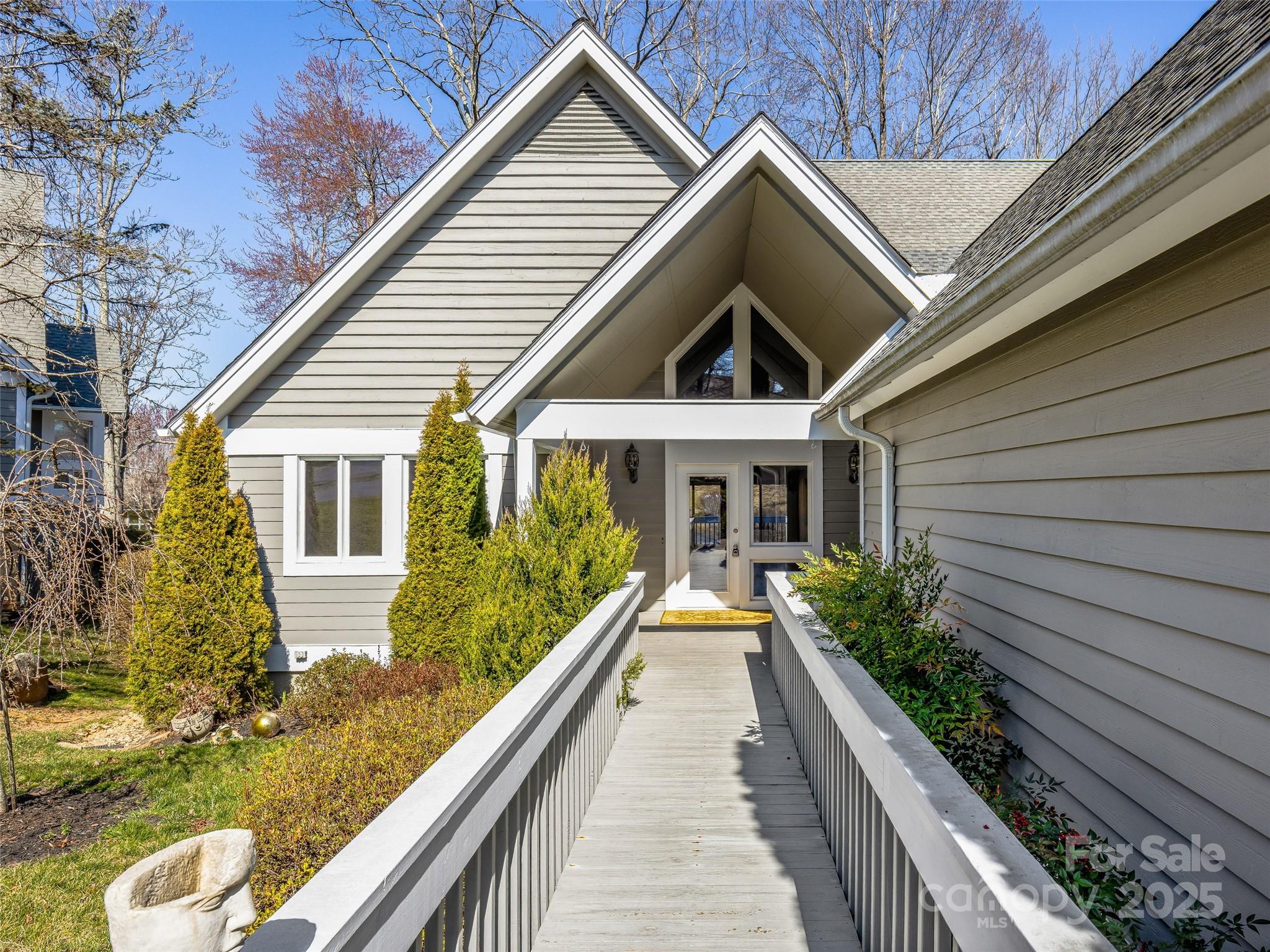 140 Overlook Drive