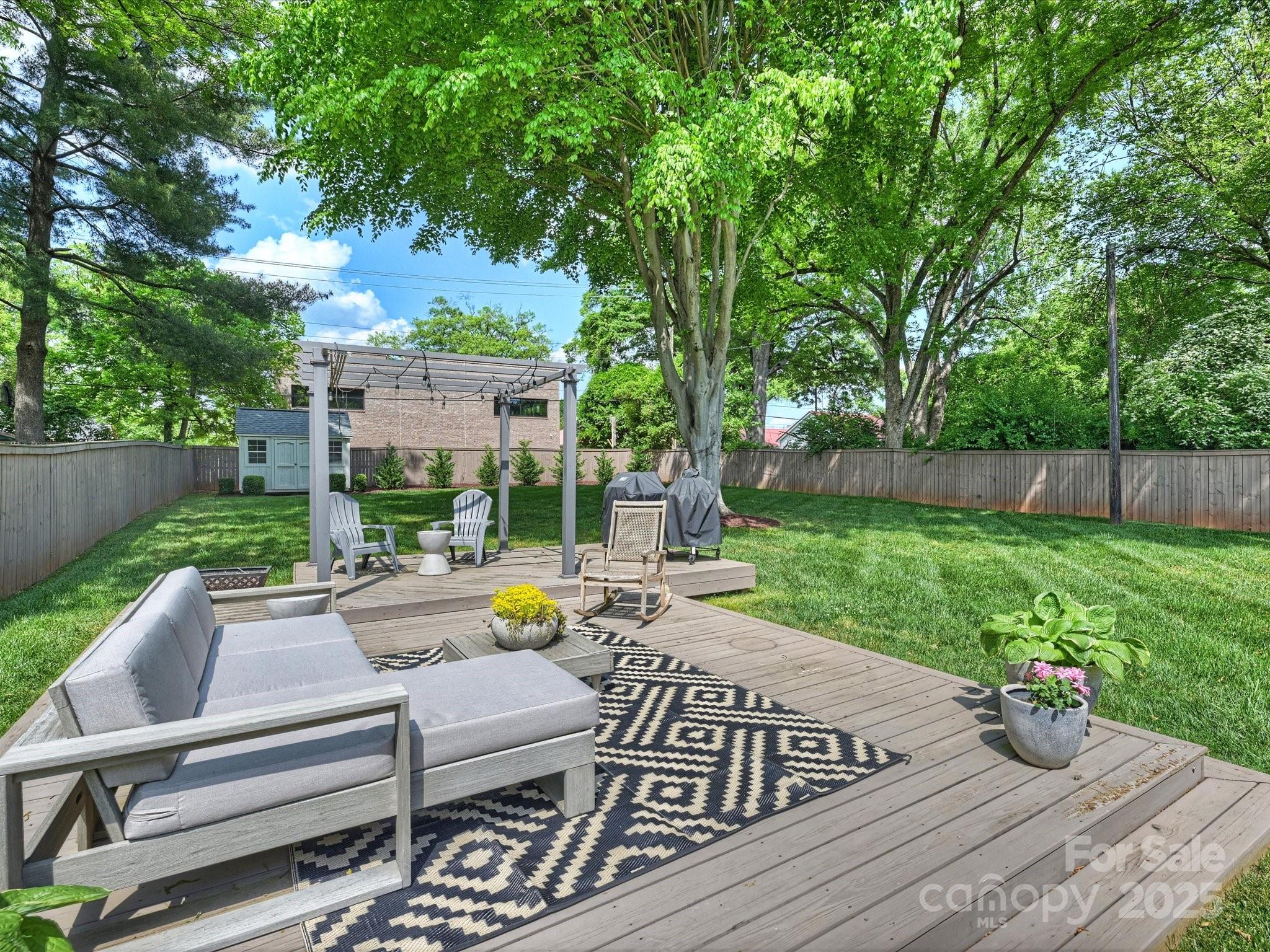 Oakhurst - Residential