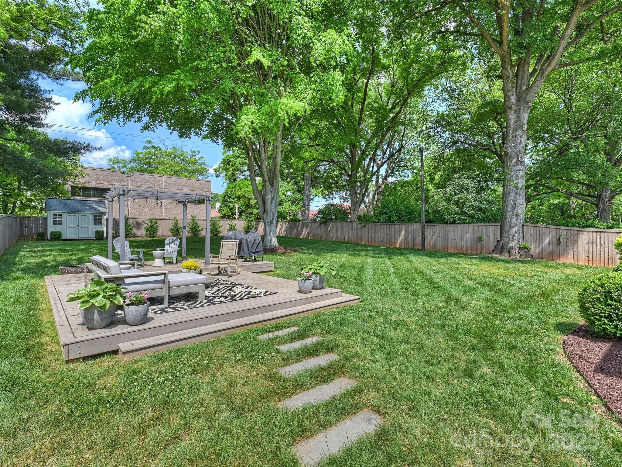 Oakhurst - Residential