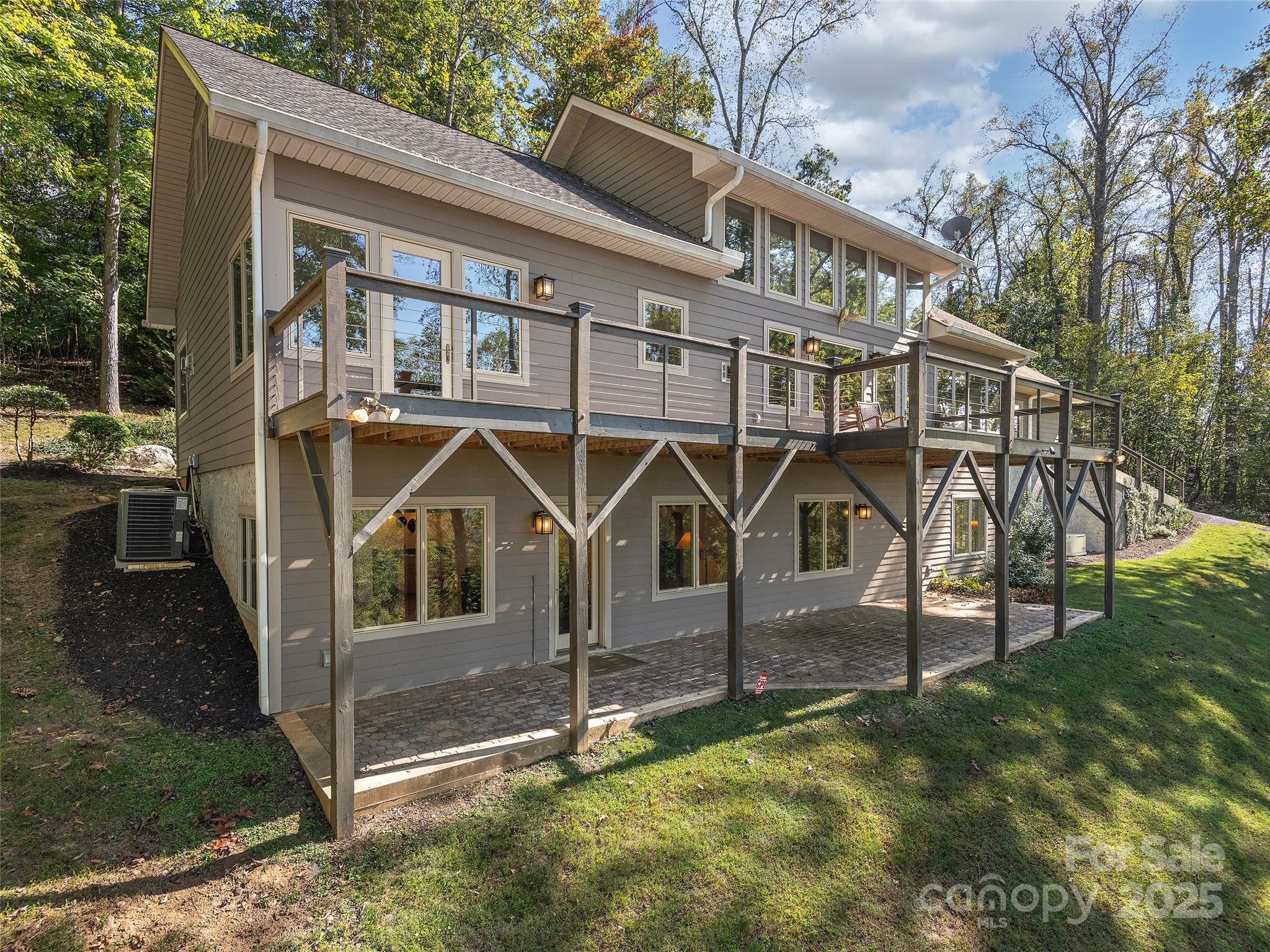 225 Eastmoor Drive