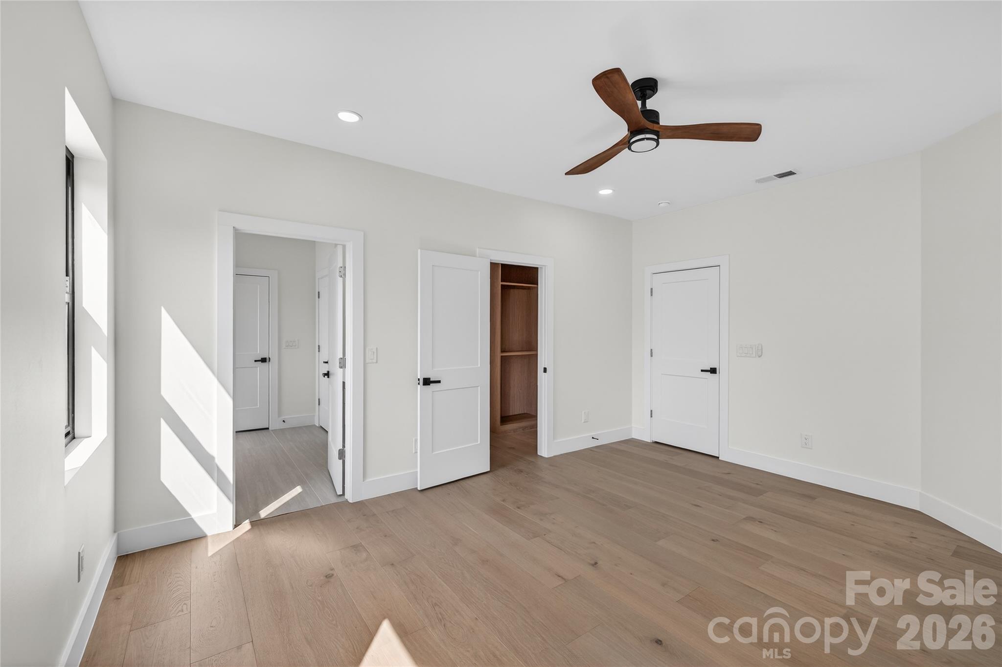 Oaklawn - Residential