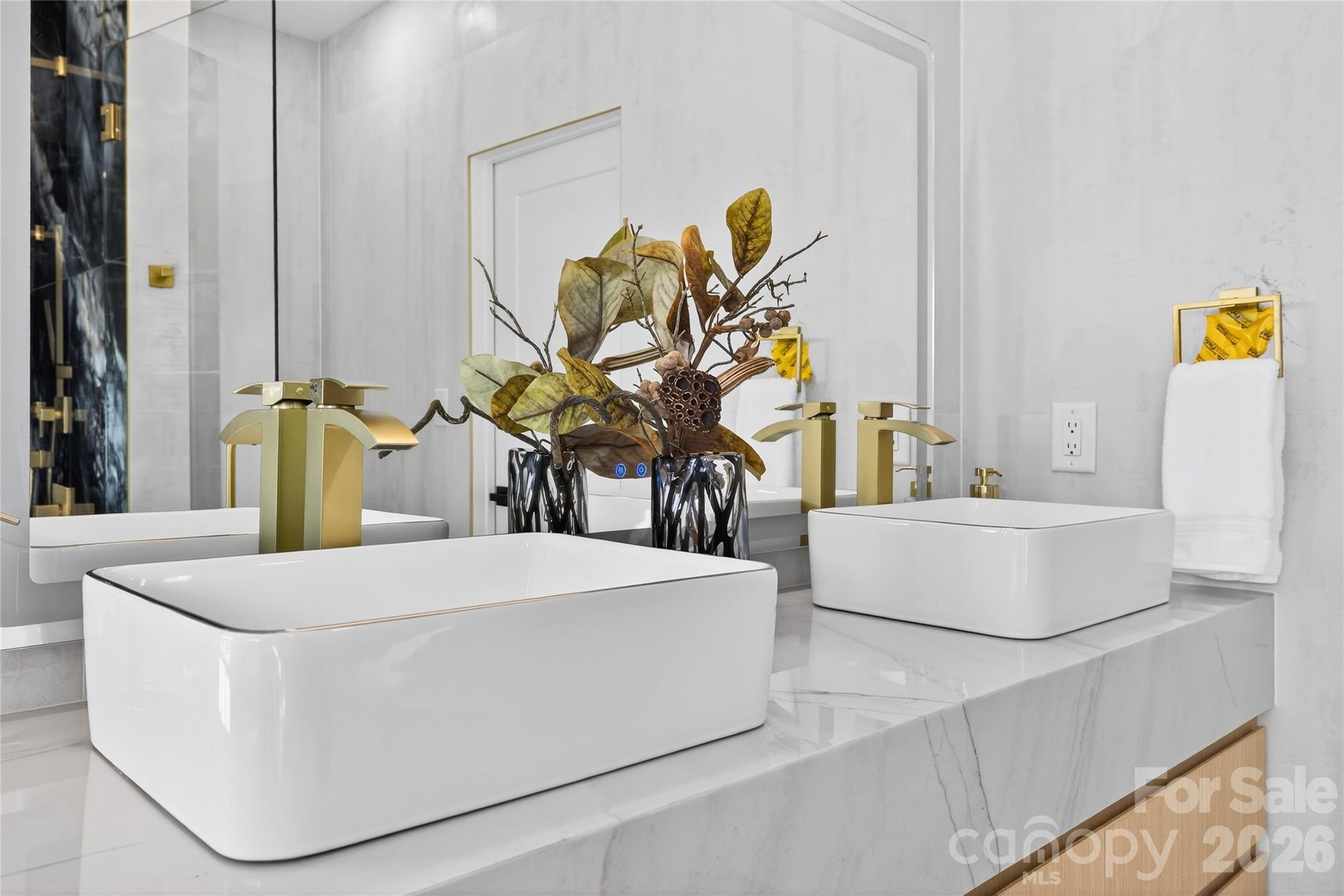 Oaklawn - Residential