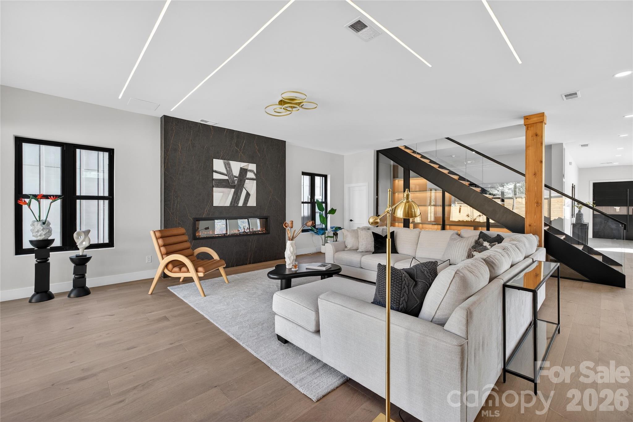 Oaklawn - Residential