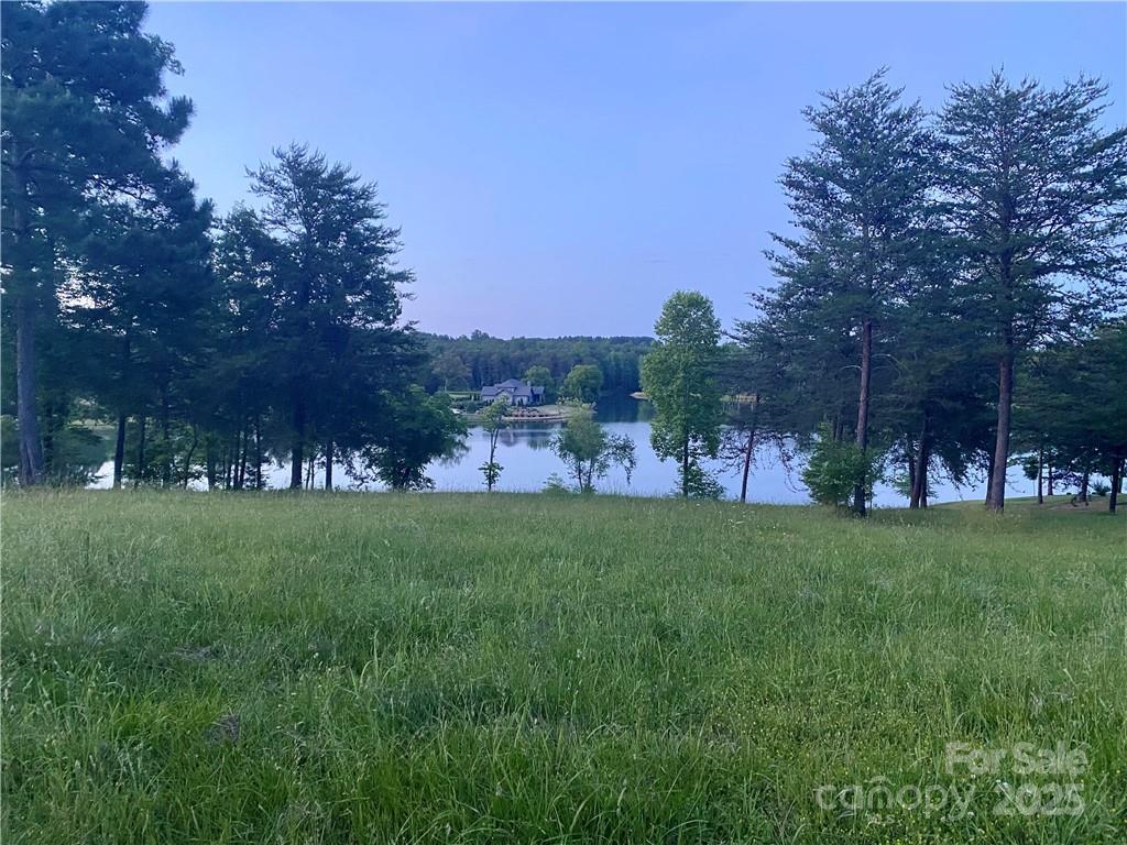 000 Mapleton Lane 6