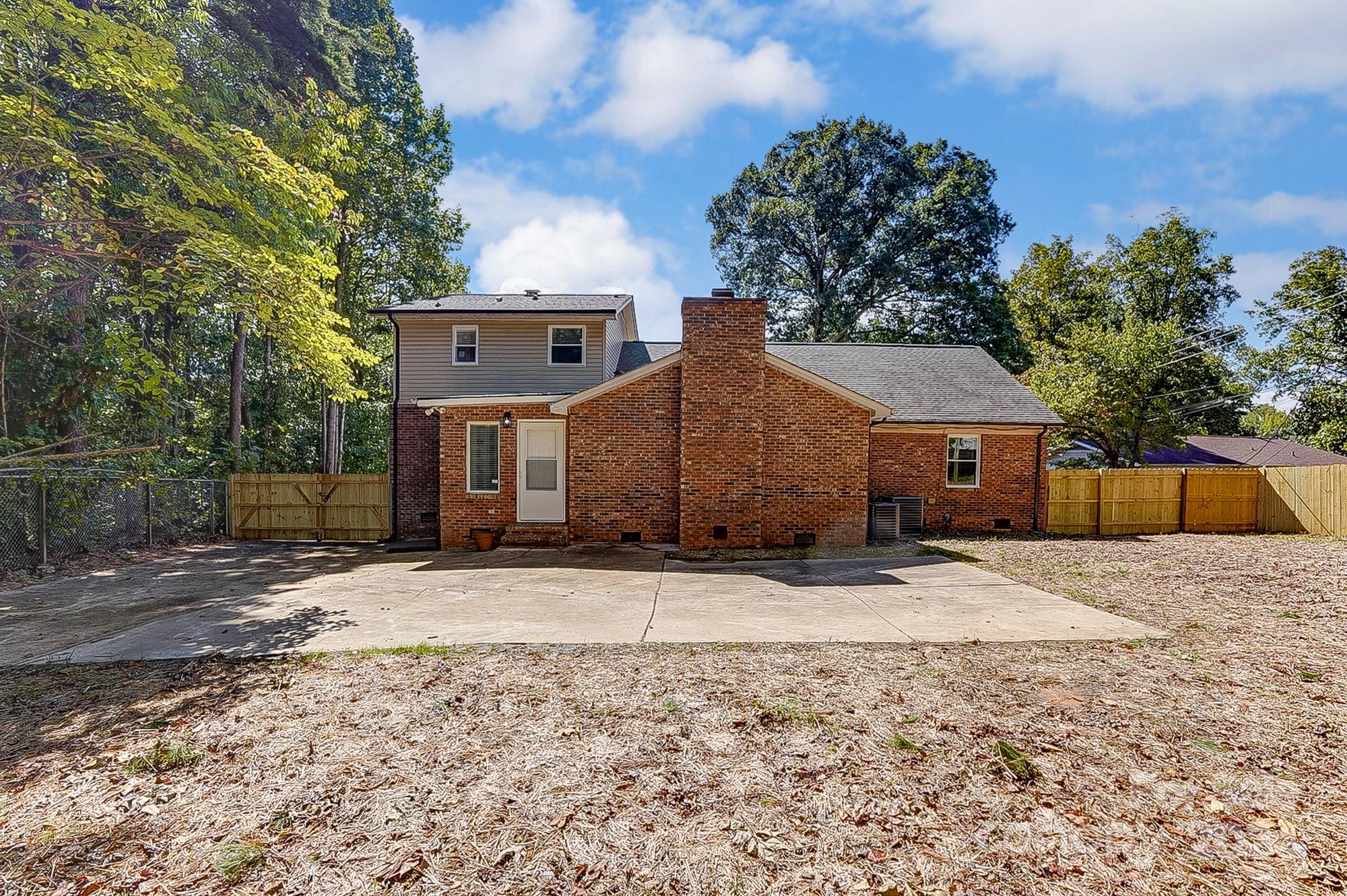 Hamilton Village - Residential