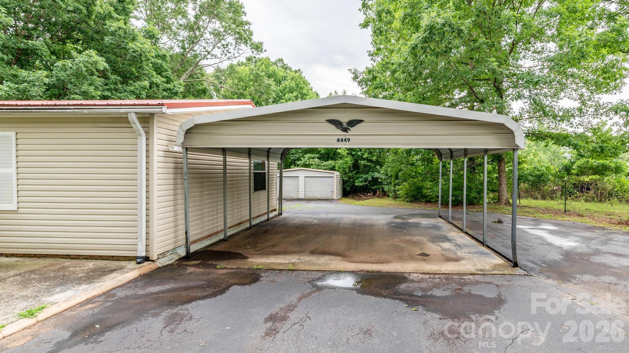 4449 Hickory Highway