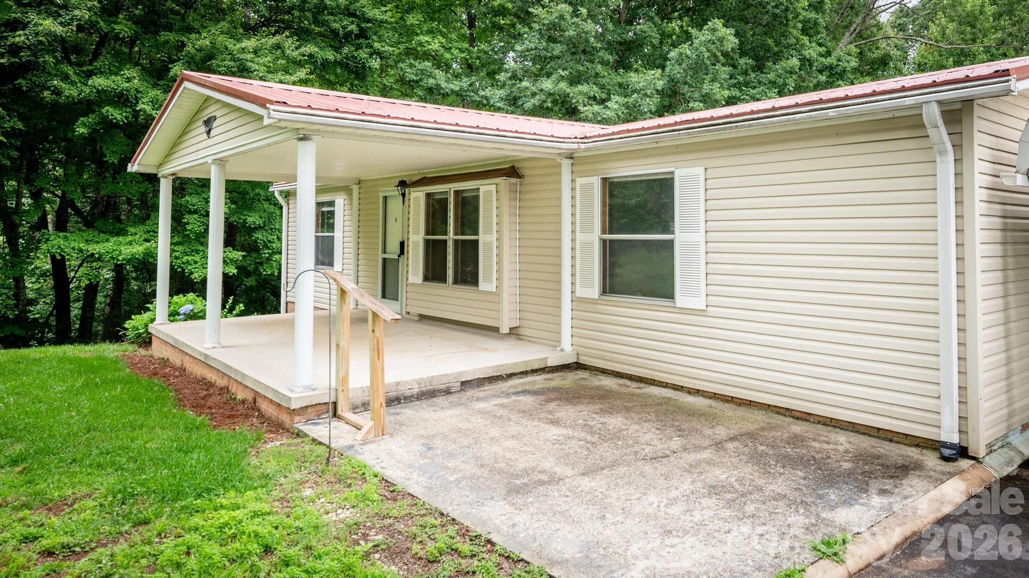 4449 Hickory Highway