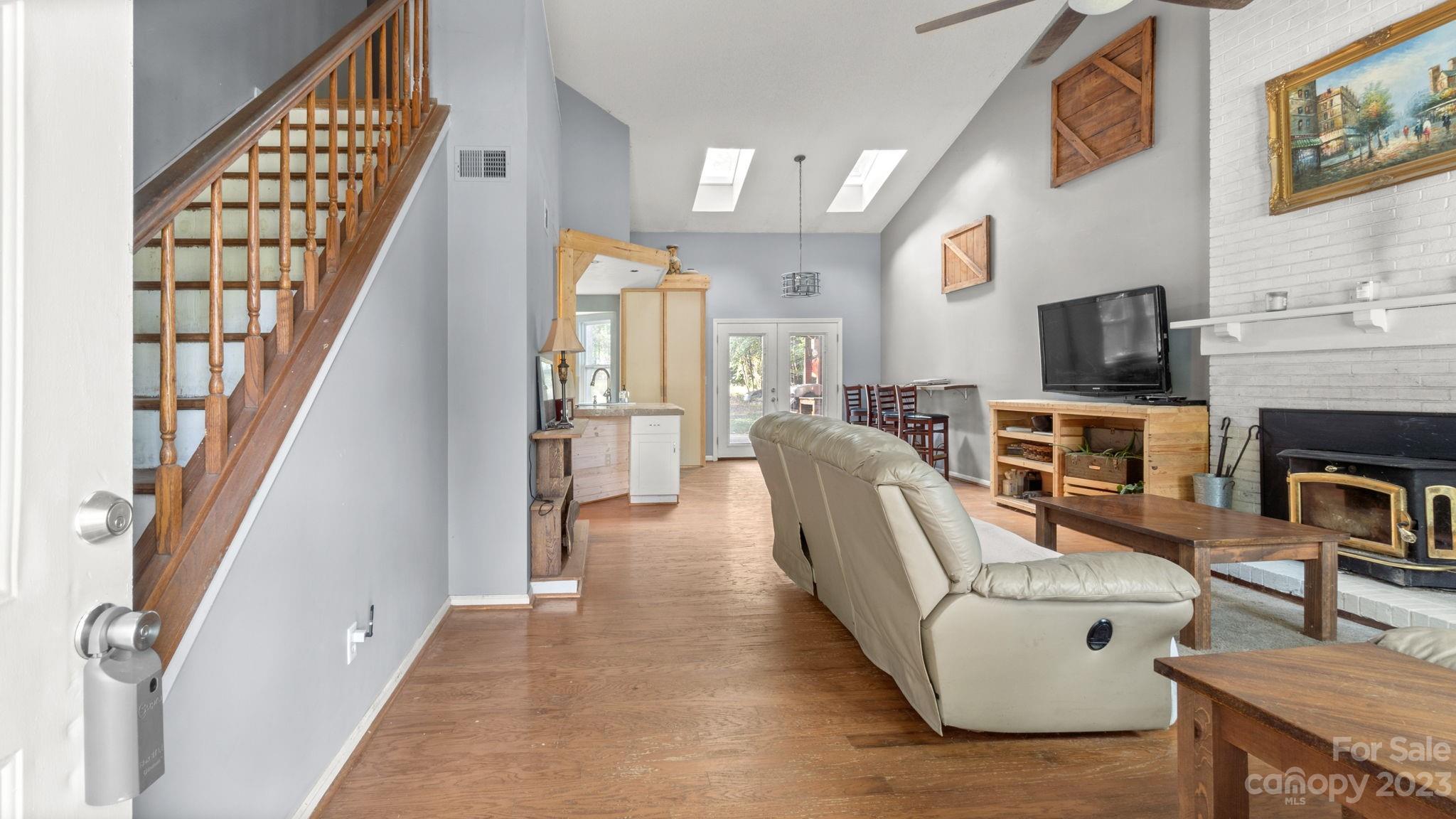 Steele Oaks - Residential