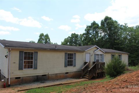 Single Family Residence in Morganton NC 990 Bethel Ridge Lane.jpg