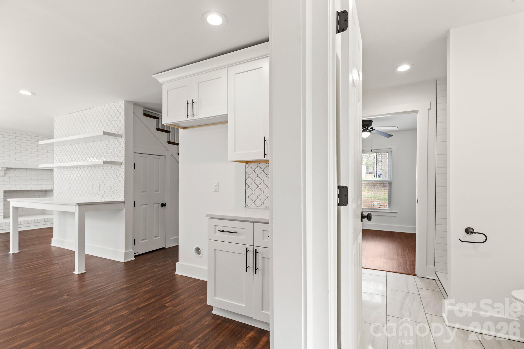 Leisure Acres - Residential