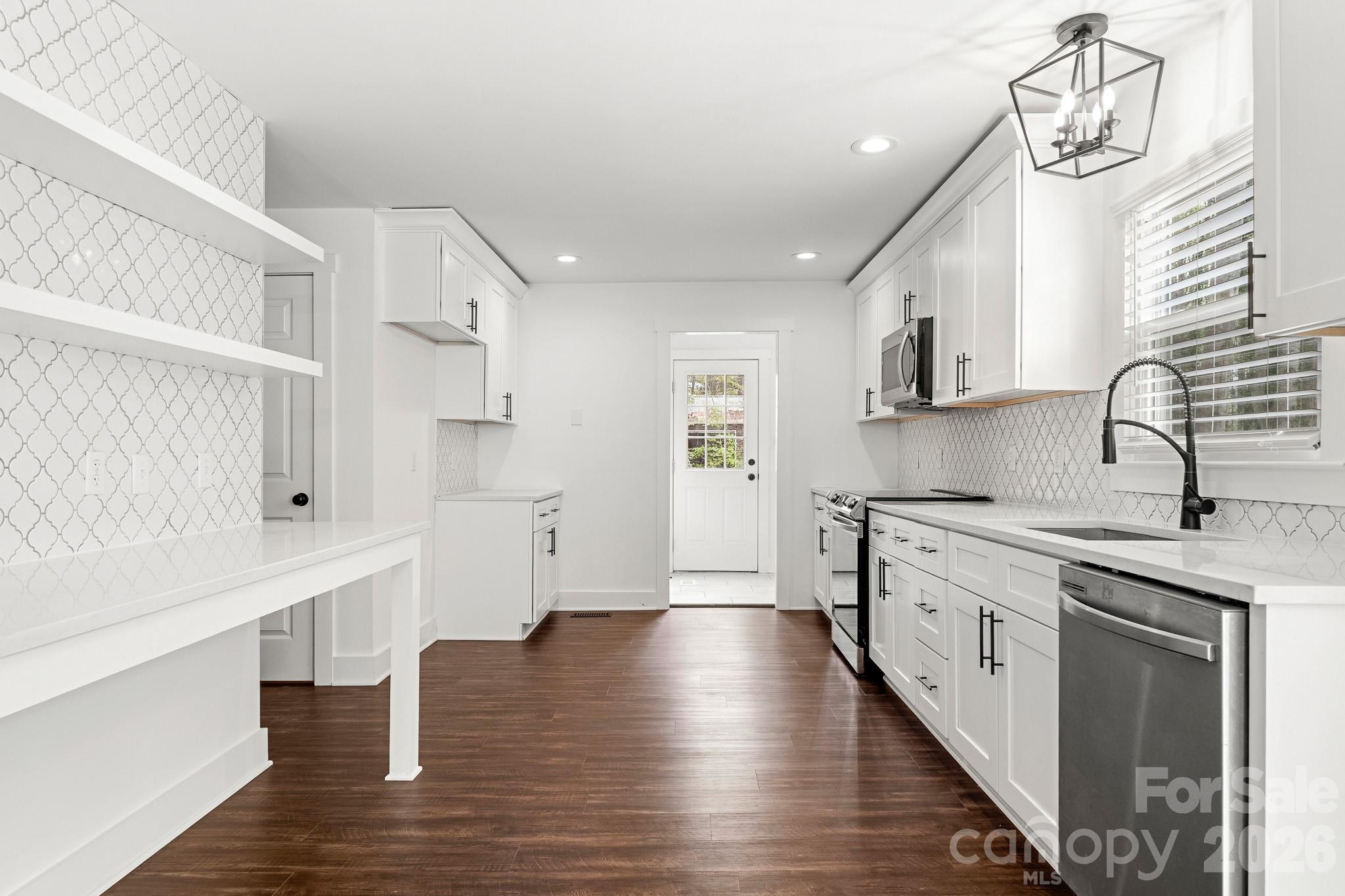 Leisure Acres - Residential