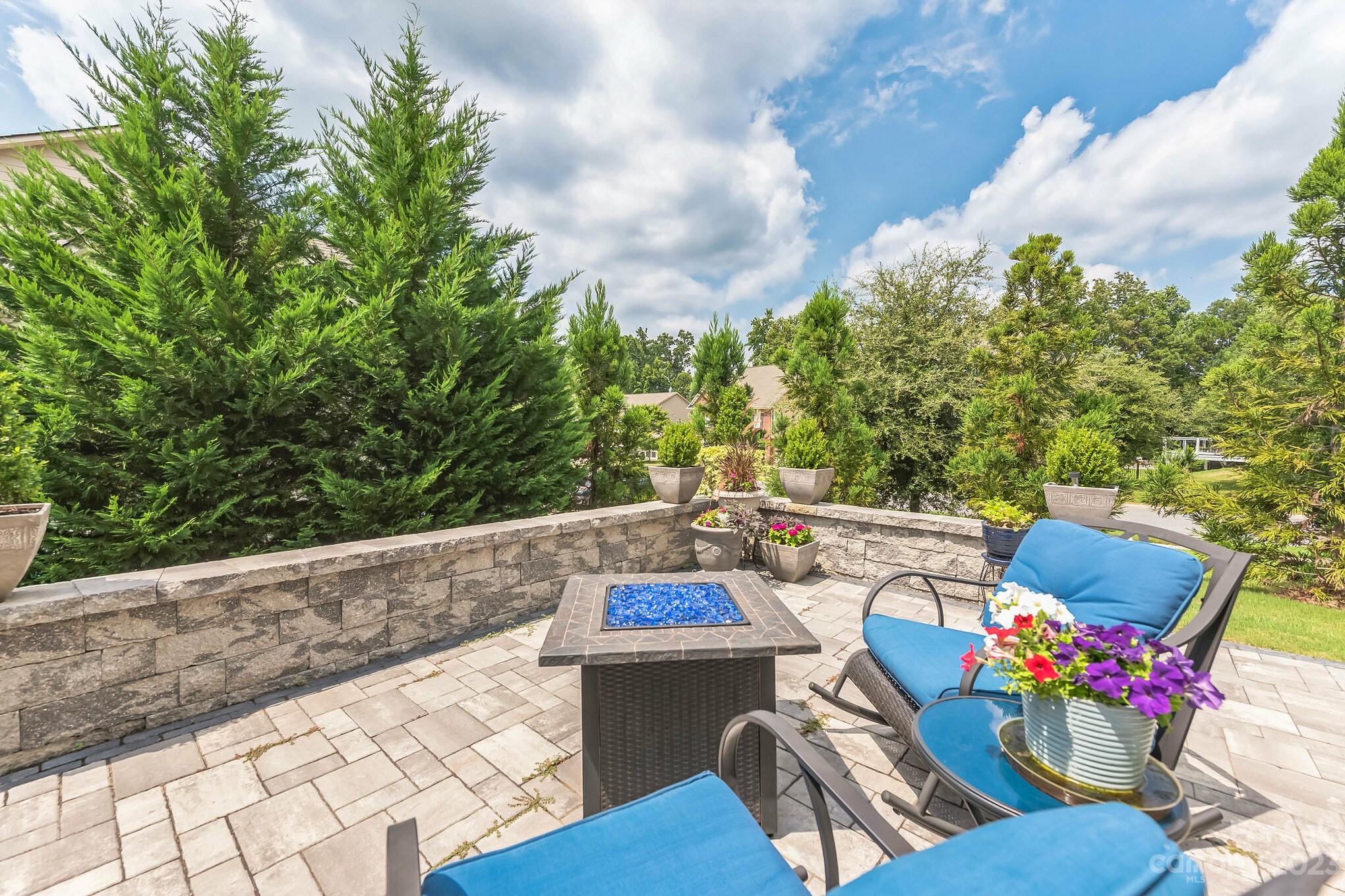 Lake Ridge - Residential