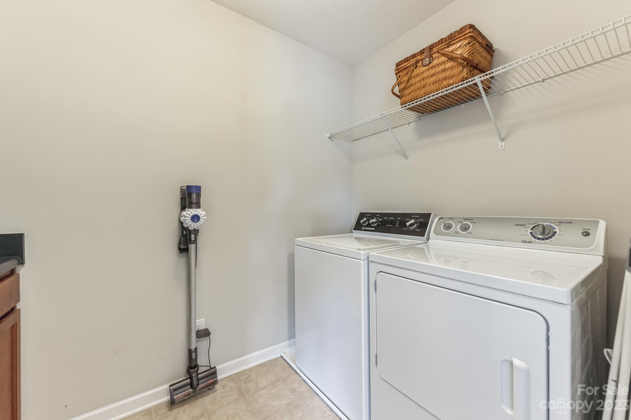 Lake Ridge - Residential