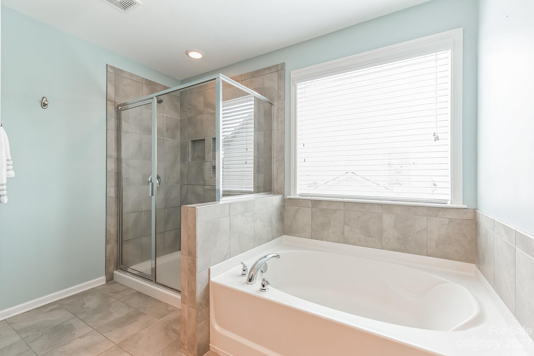 Lake Ridge - Residential