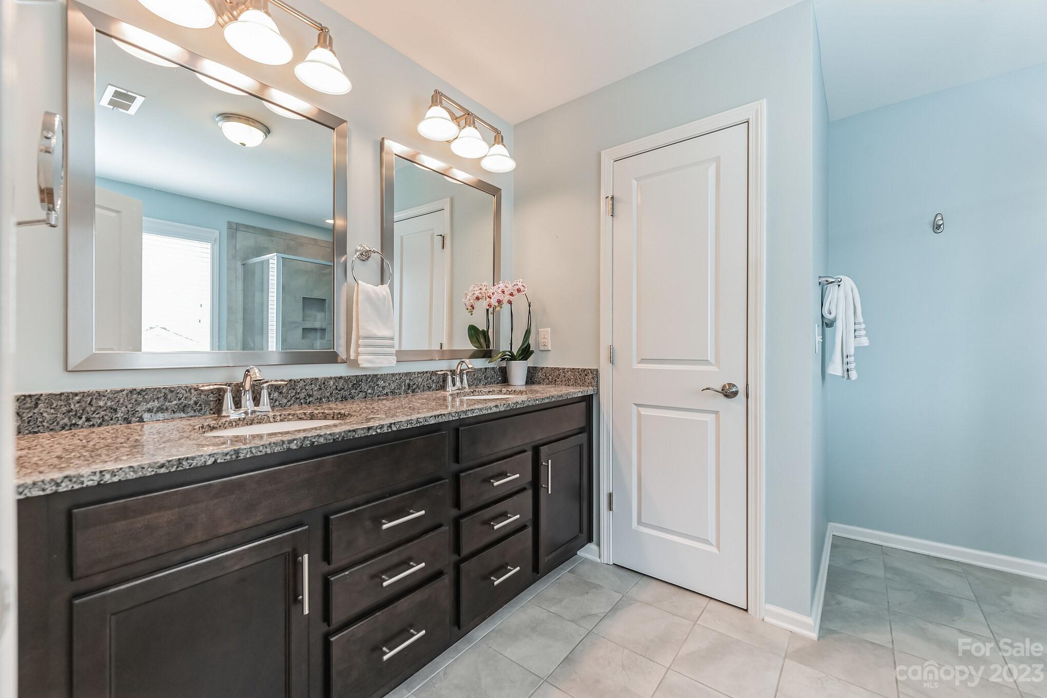 Lake Ridge - Residential