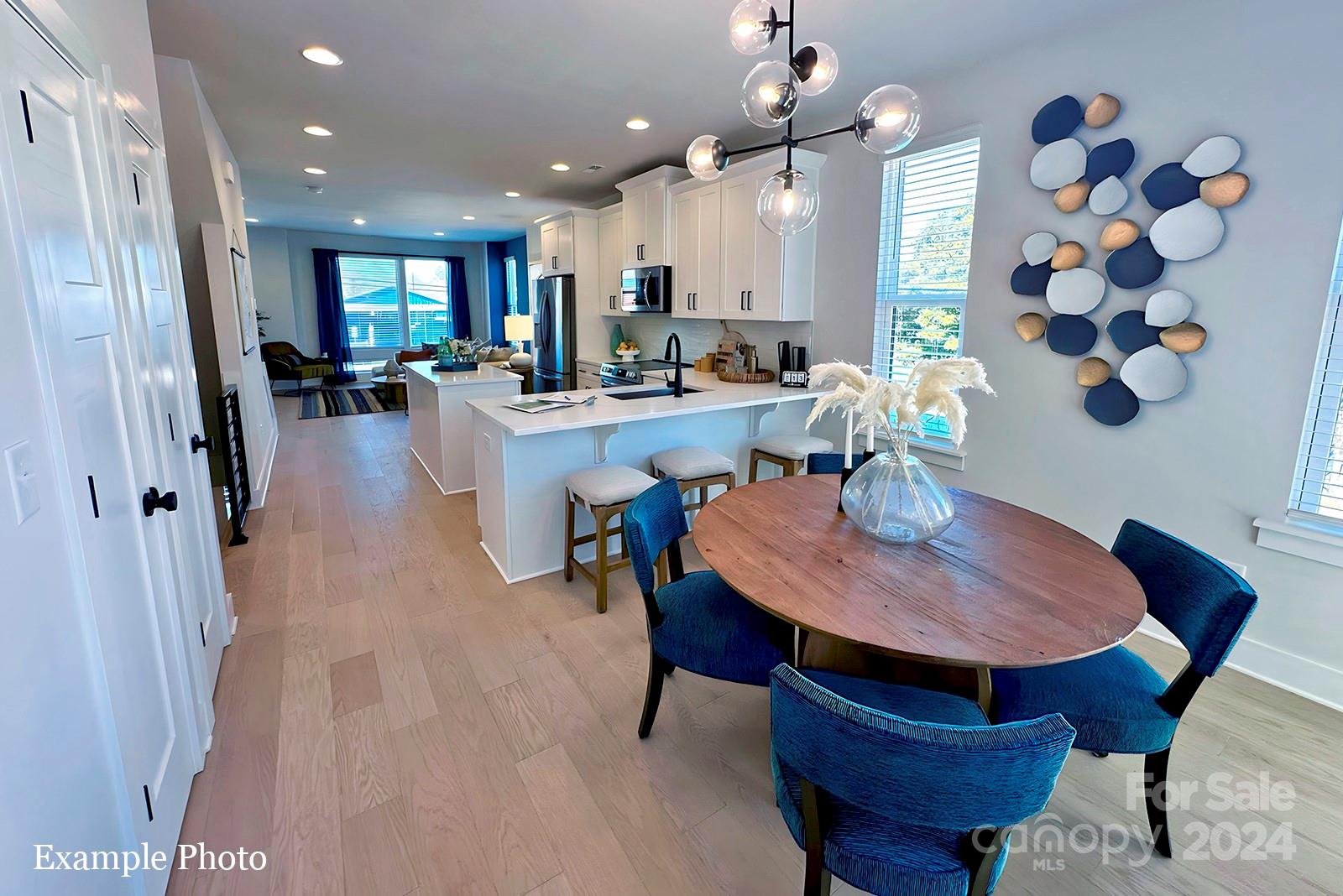 1017 North End Drive 27