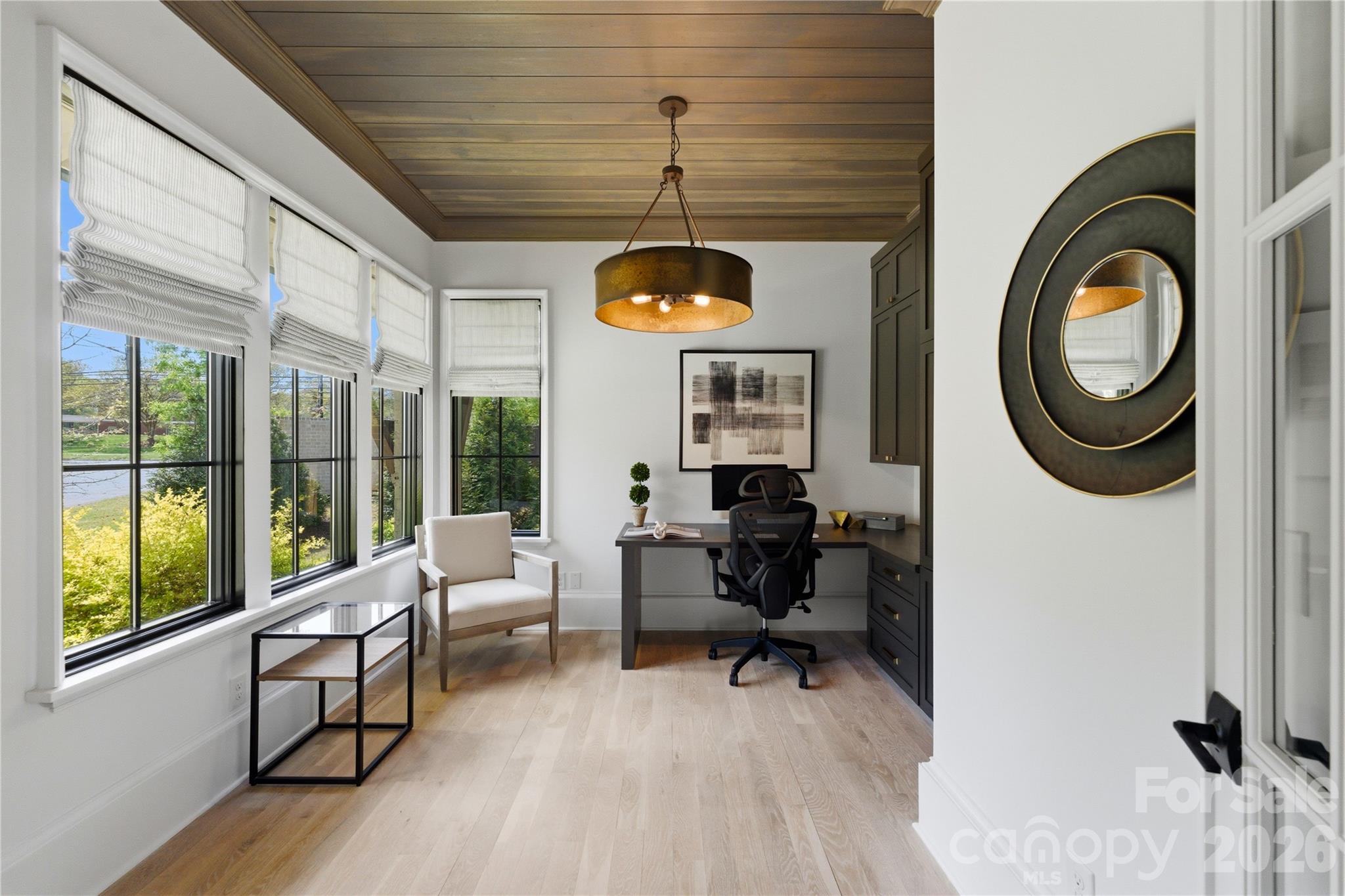 Chateau Sardis - Residential