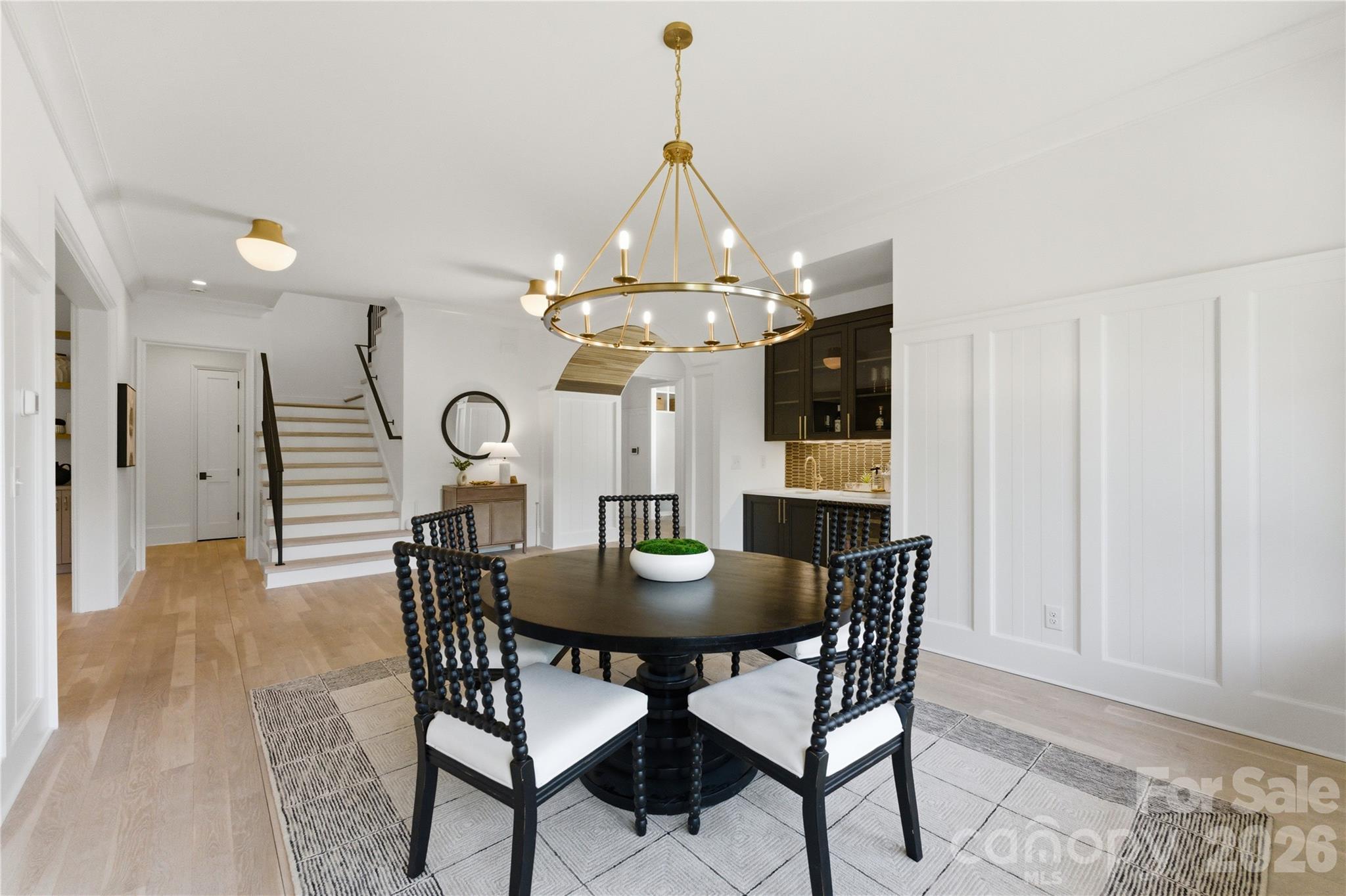 Chateau Sardis - Residential