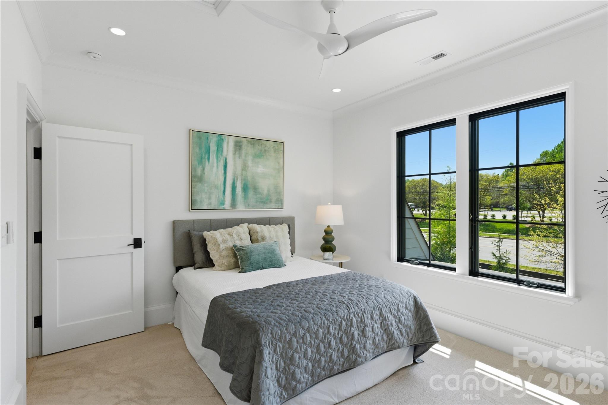 Chateau Sardis - Residential