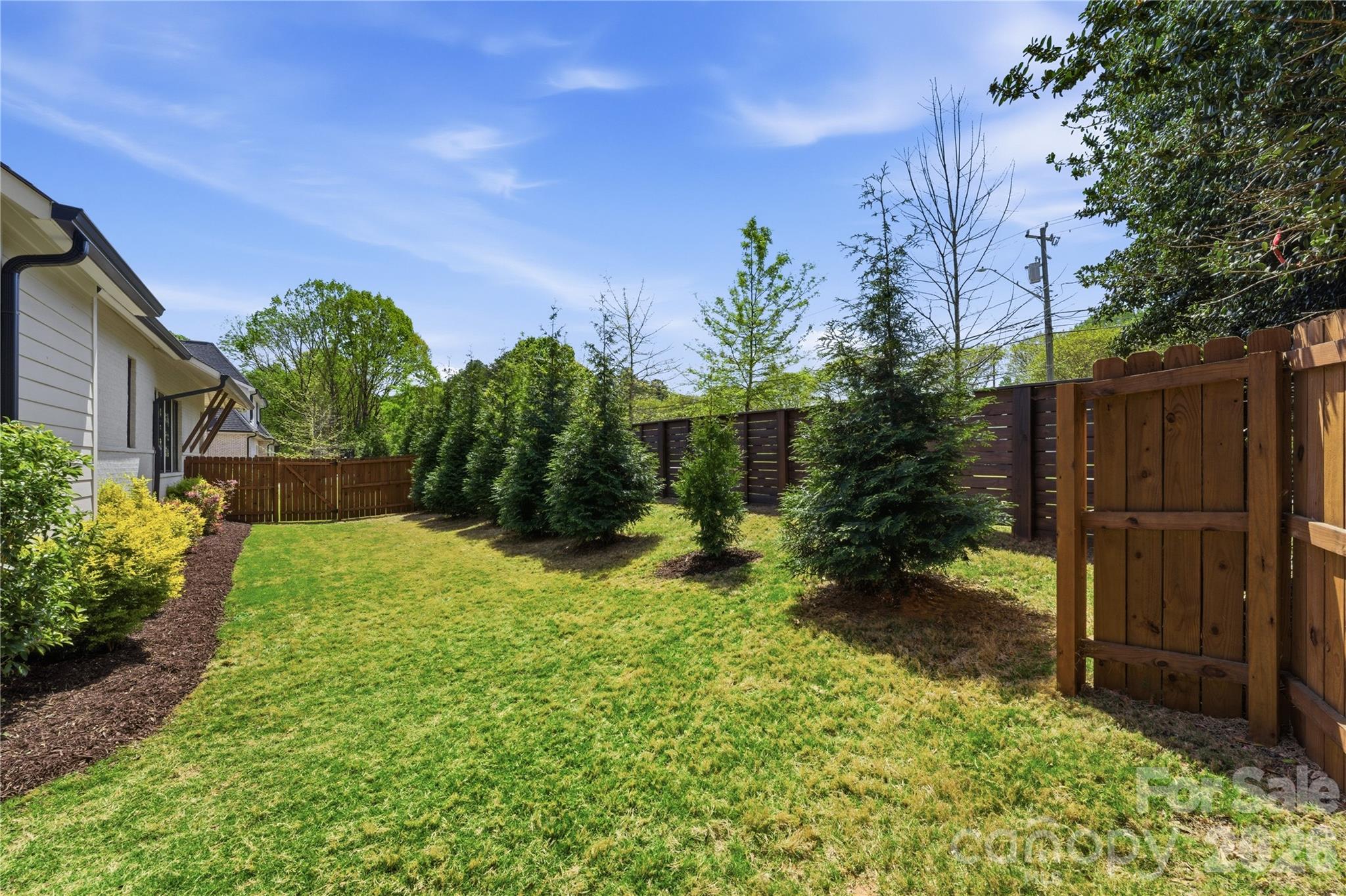 Chateau Sardis - Residential