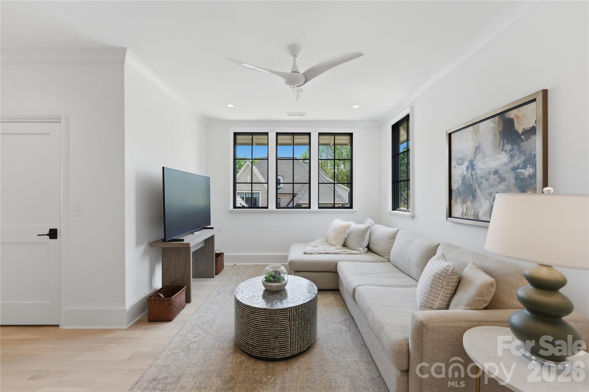 Chateau Sardis - Residential