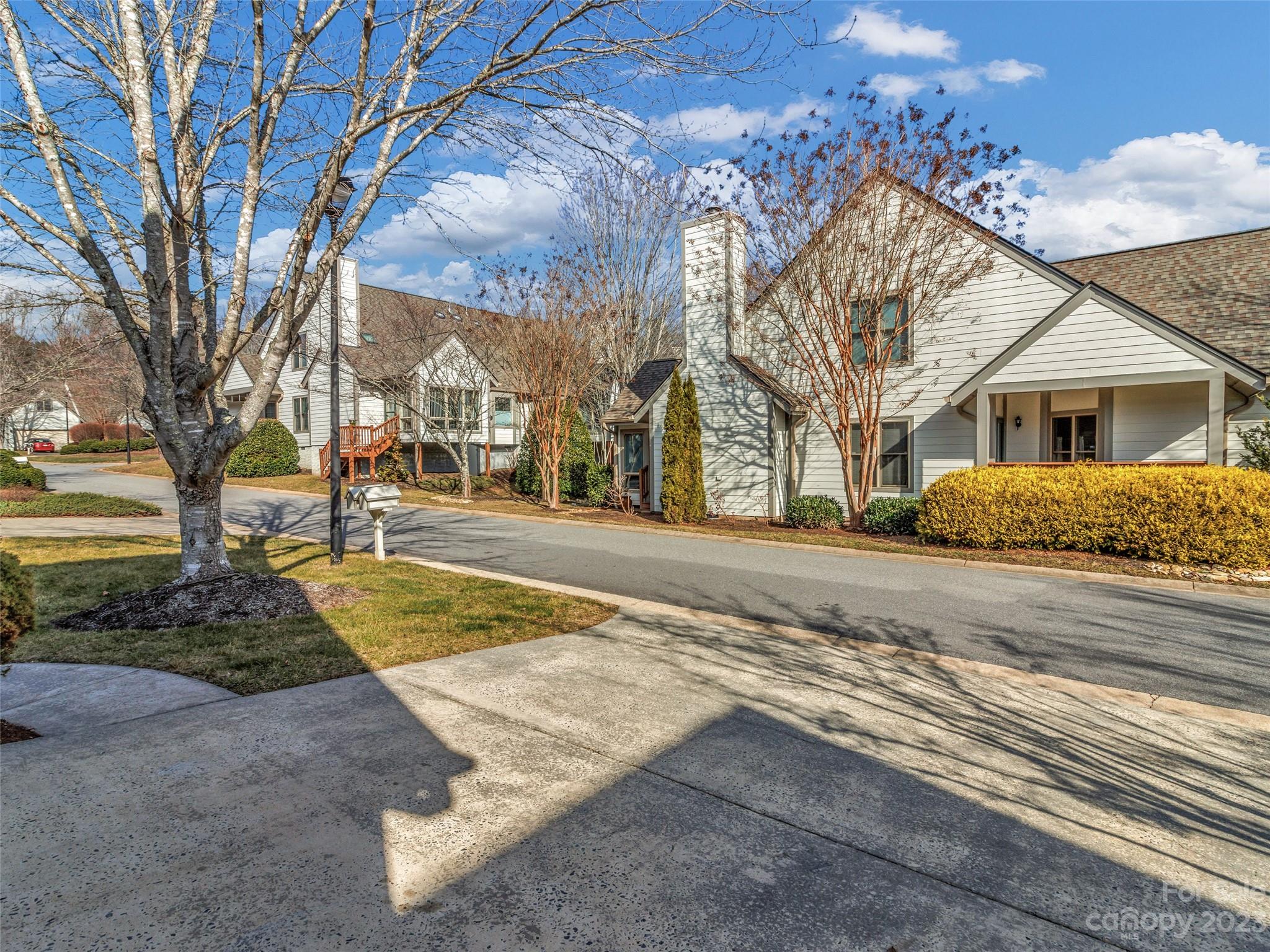 Viewpointe - Residential