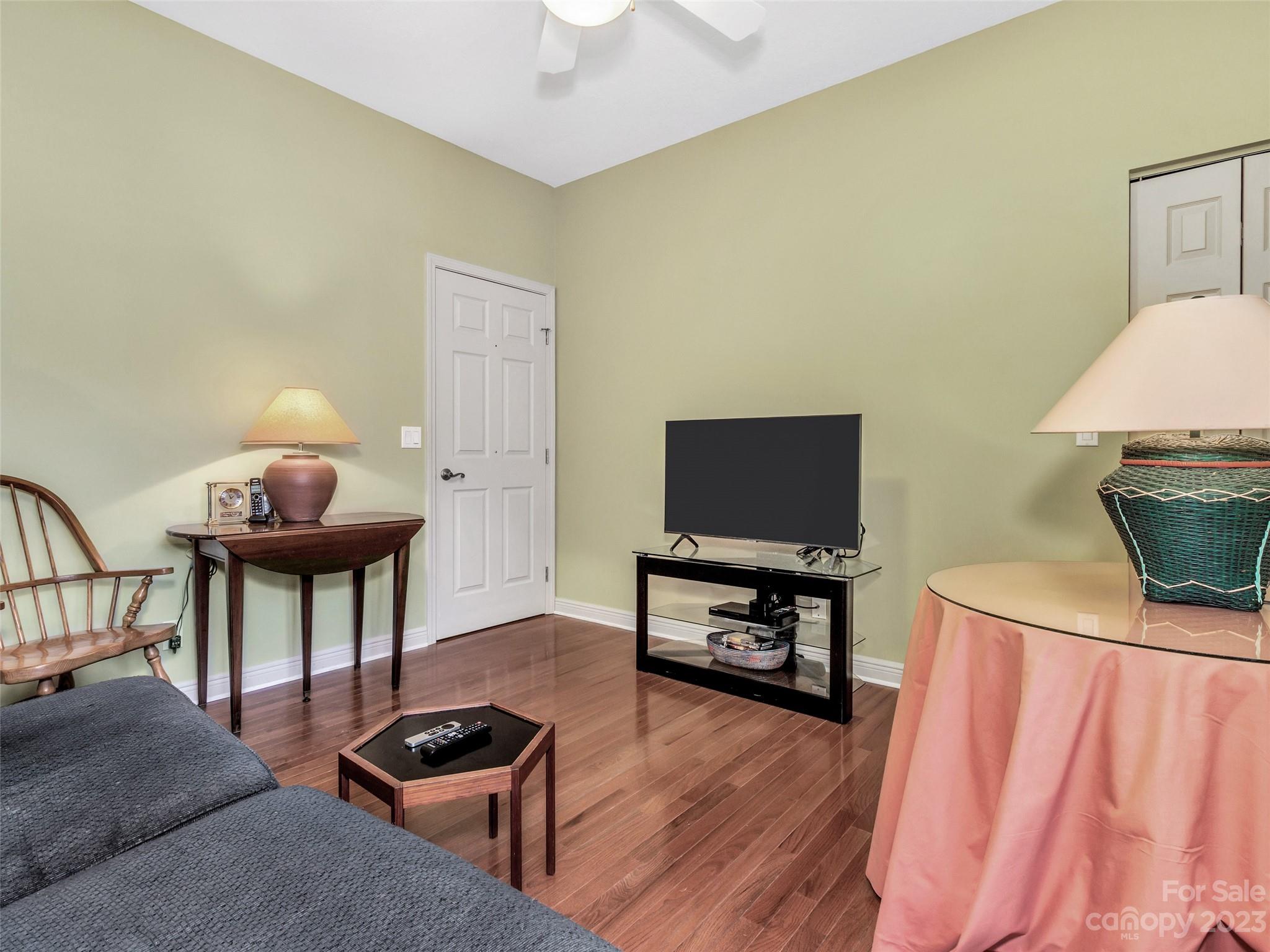 Viewpointe - Residential