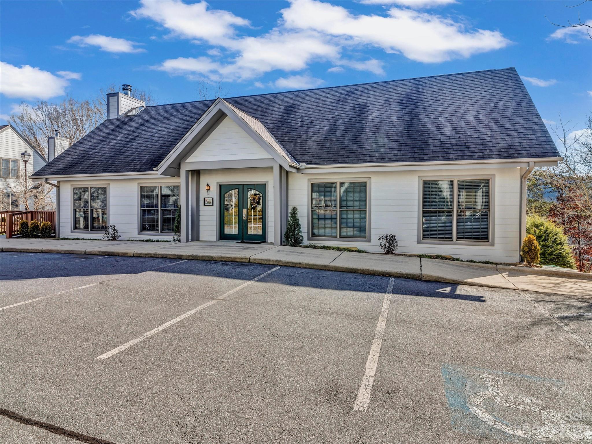 Viewpointe - Residential